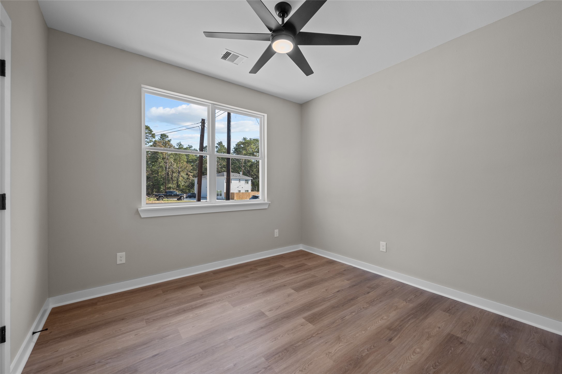 28407 Champion Oaks Drive Property Photo 27