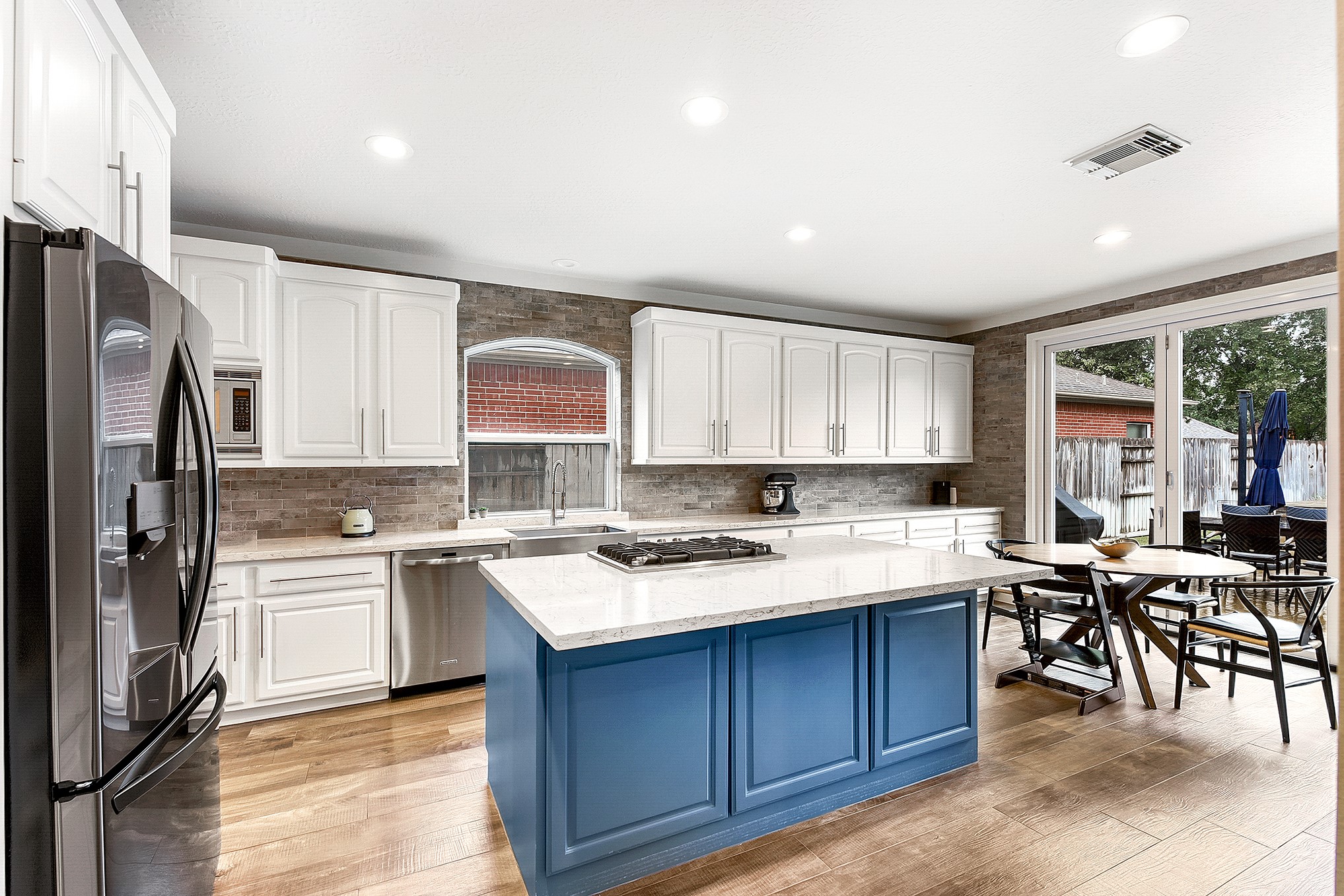 4115 Luong Field Court Property Photo 12
