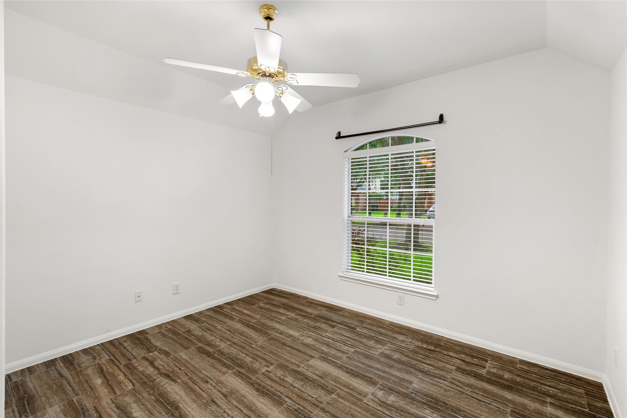 5719 Horseshoe Falls Property Photo 16