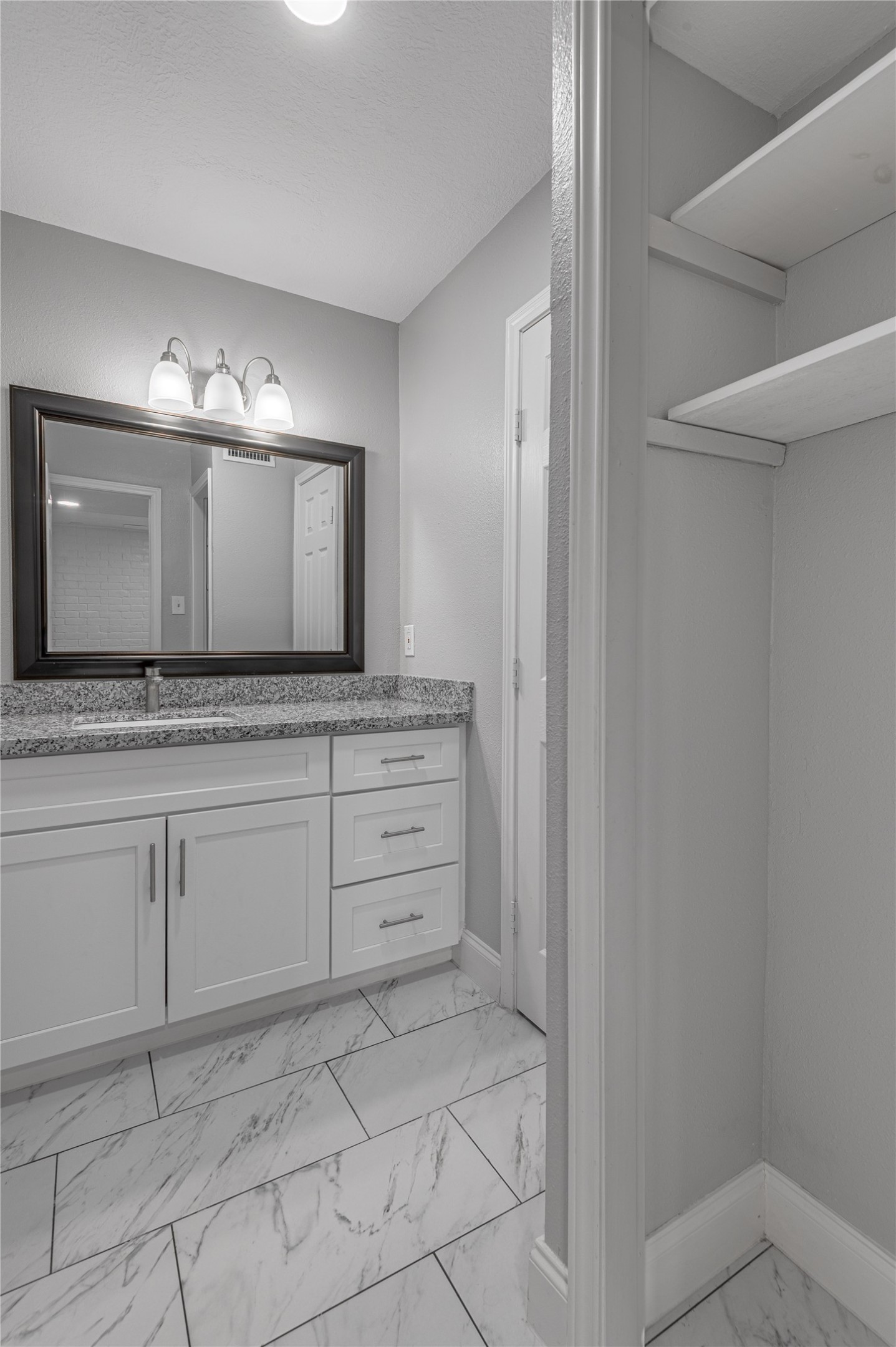 658 Cherry Hills Property Photo 25