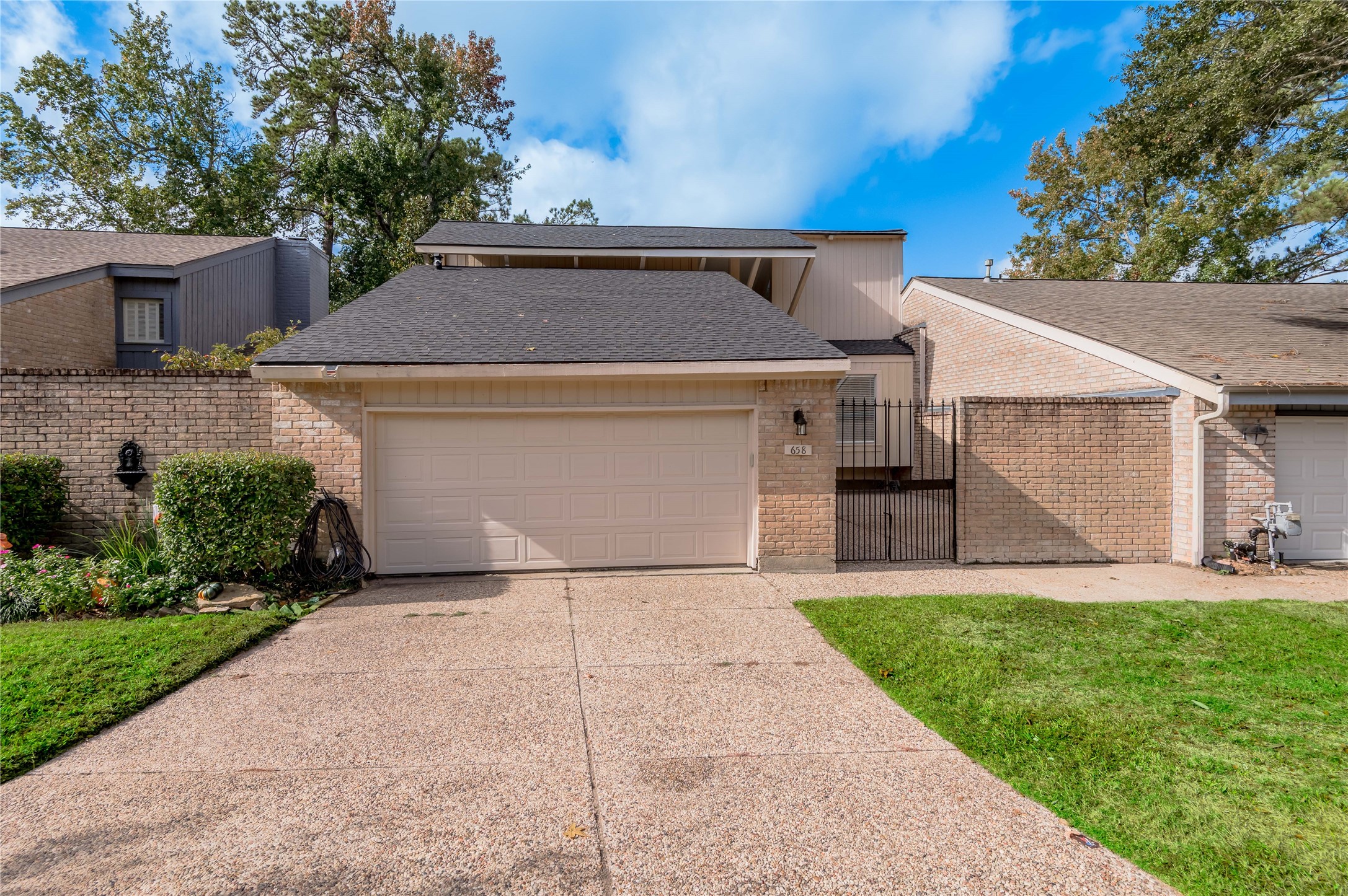 658 Cherry Hills Property Photo 36