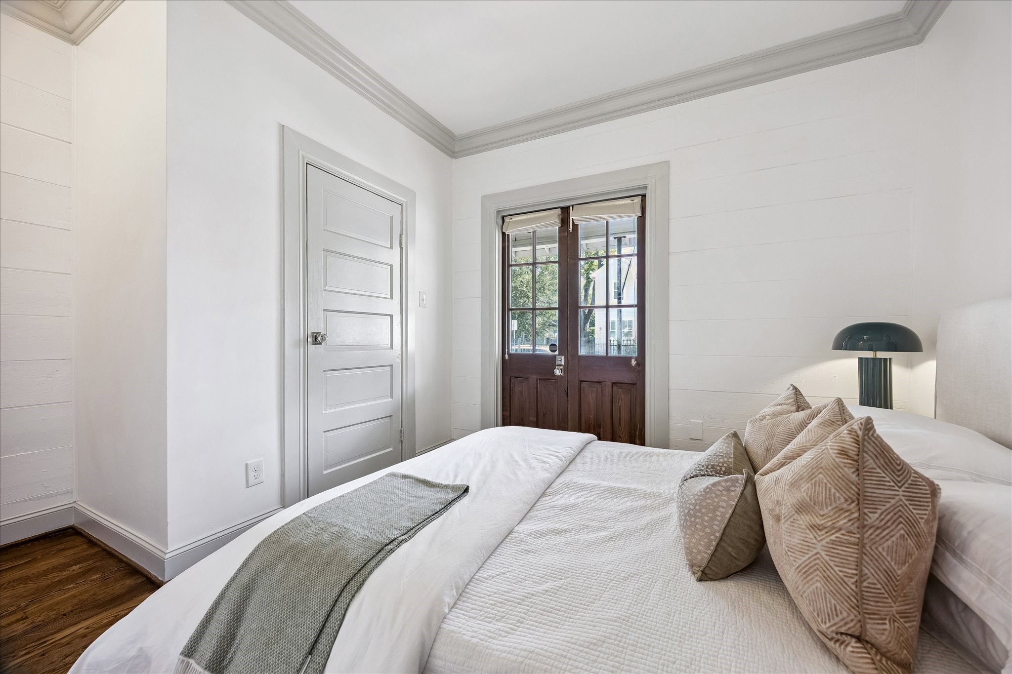 801 Walton Street Property Photo 34
