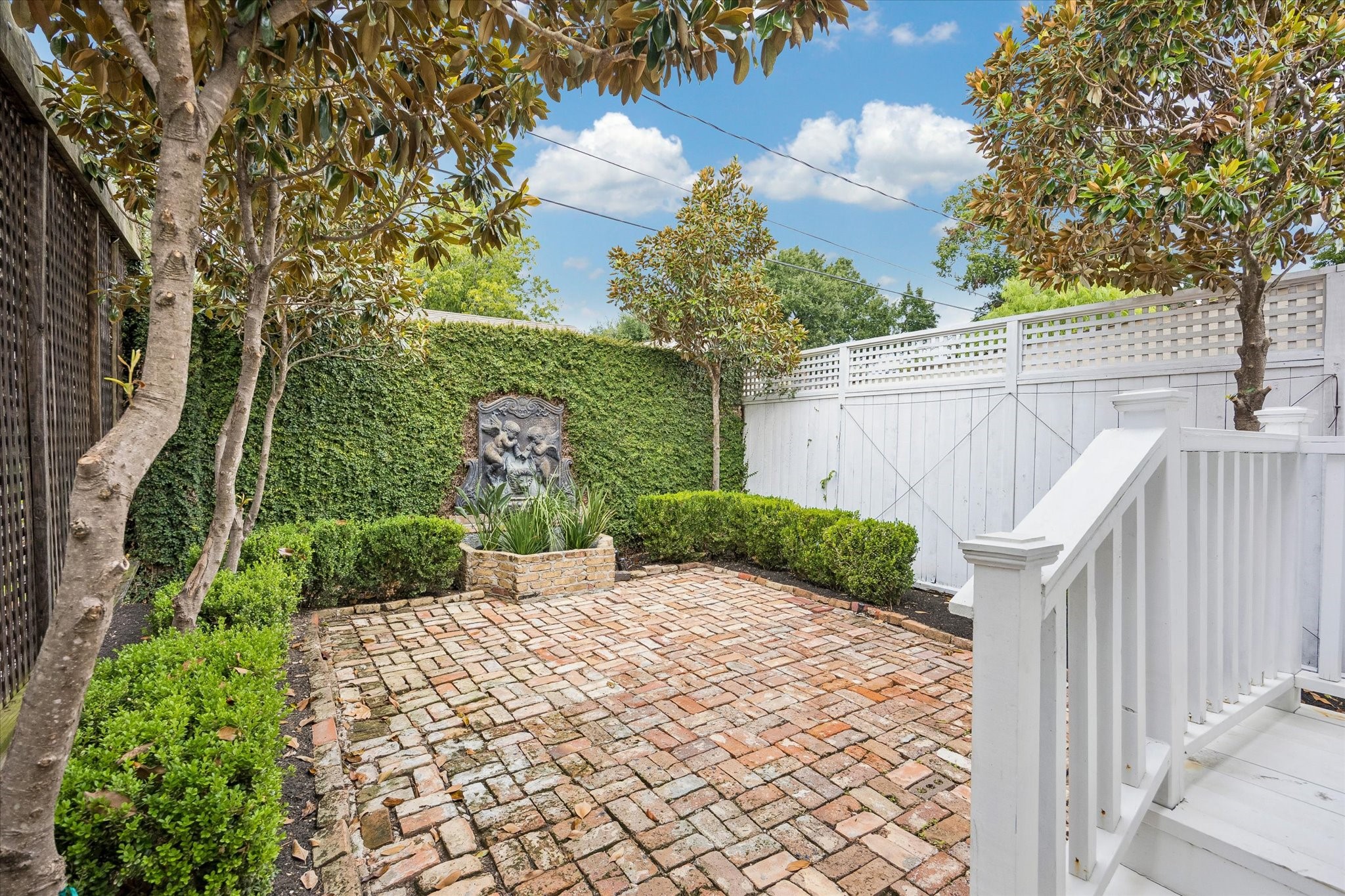 801 Walton Street Property Photo 41