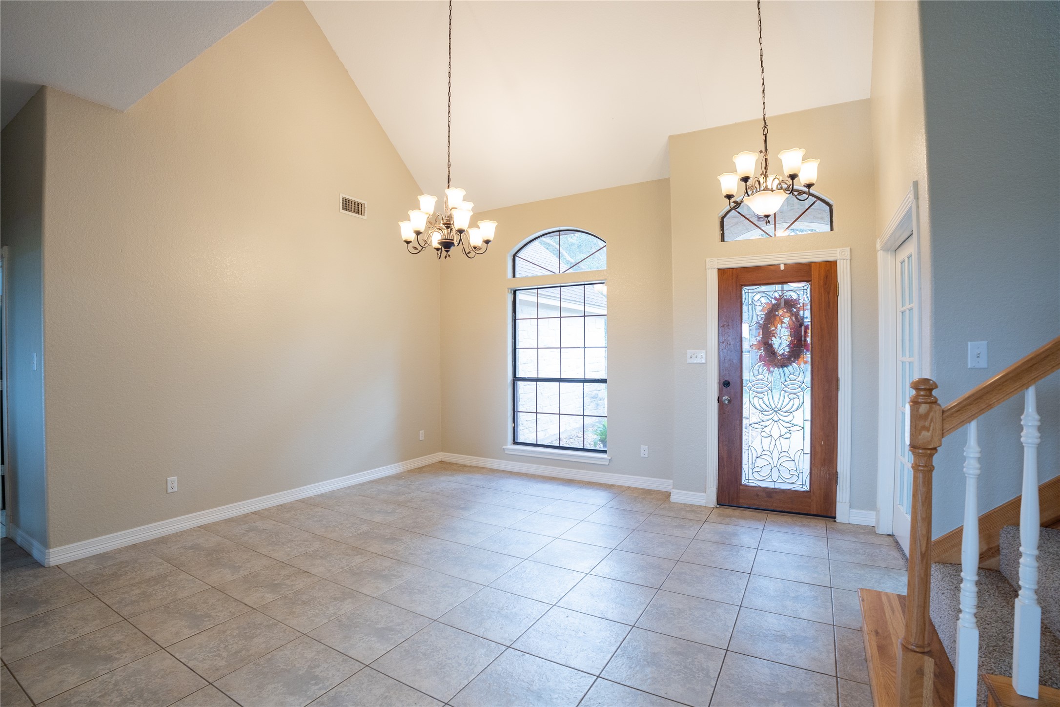 205 W Bronco Bend Property Photo 8