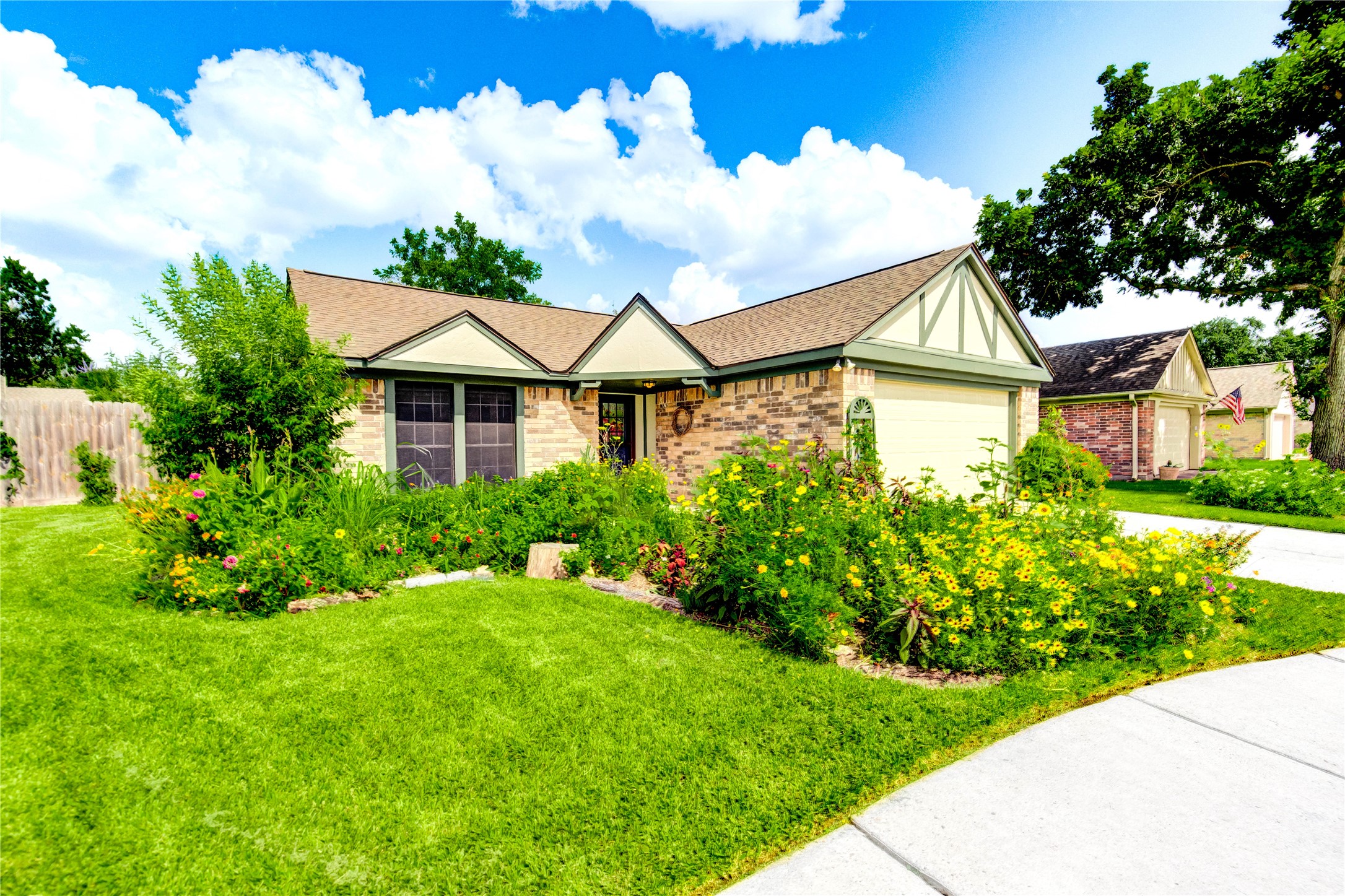 19407 Glenway Falls Drive Property Photo 1
