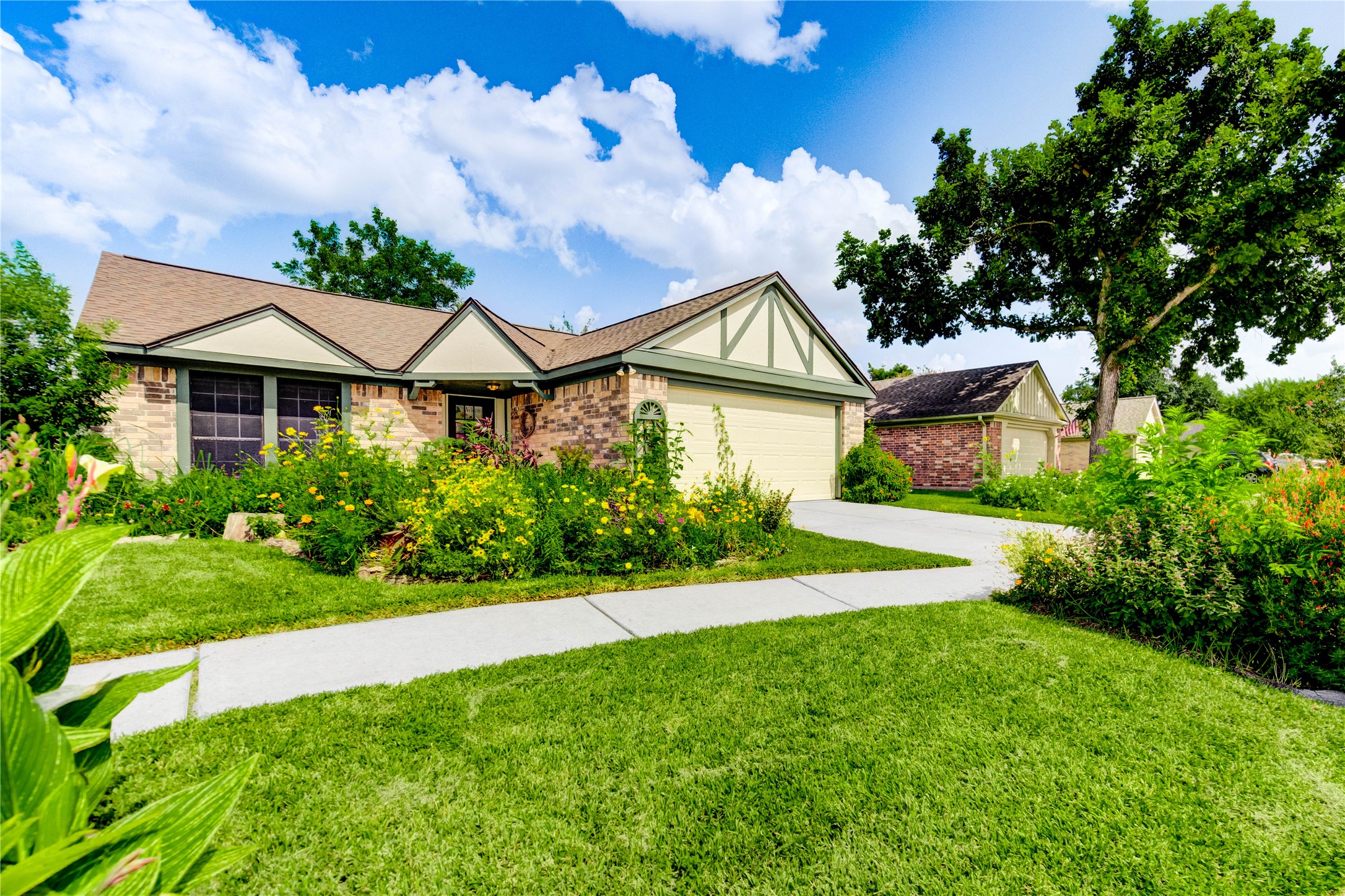 19407 Glenway Falls Drive Property Photo 7