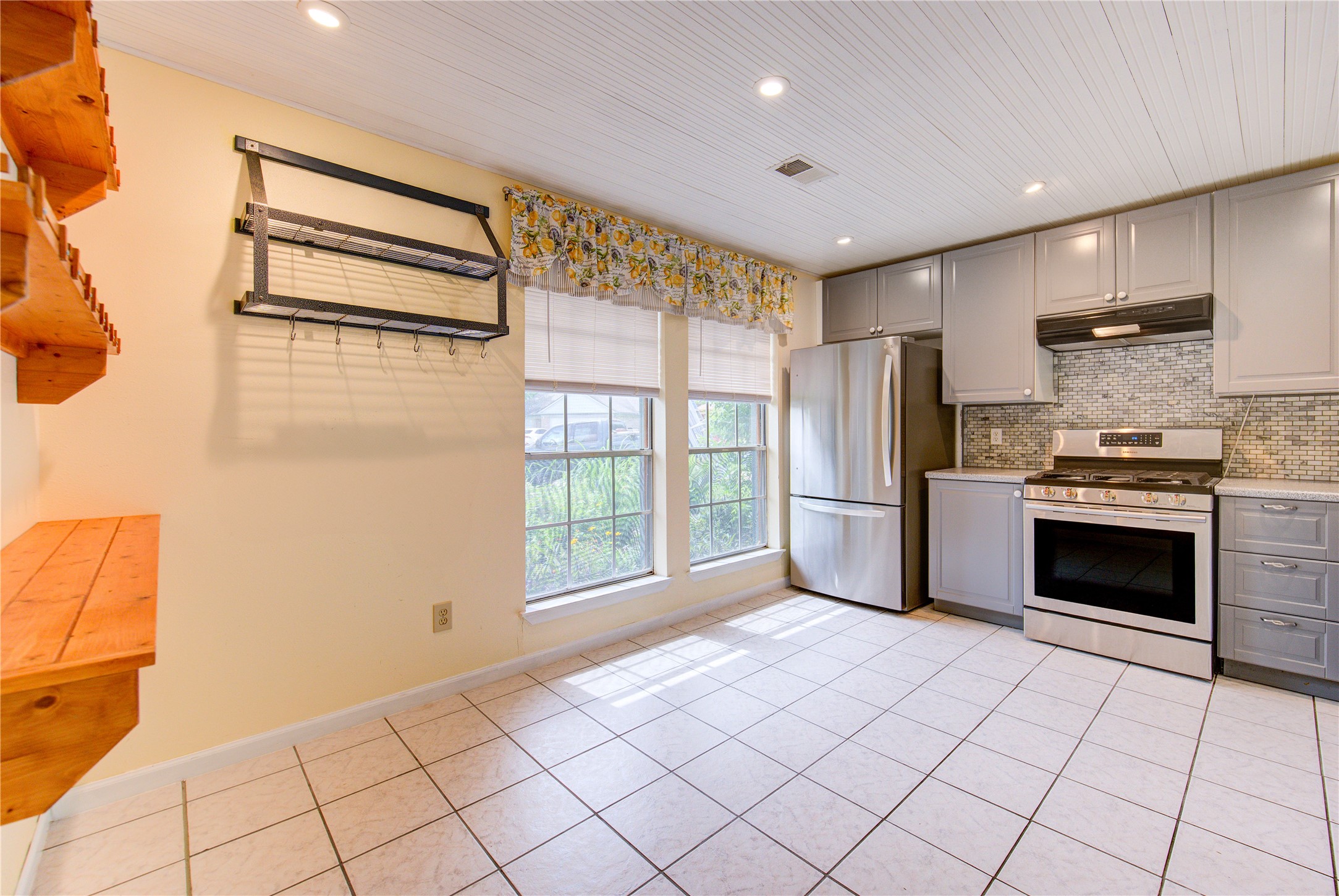 19407 Glenway Falls Drive Property Photo 11