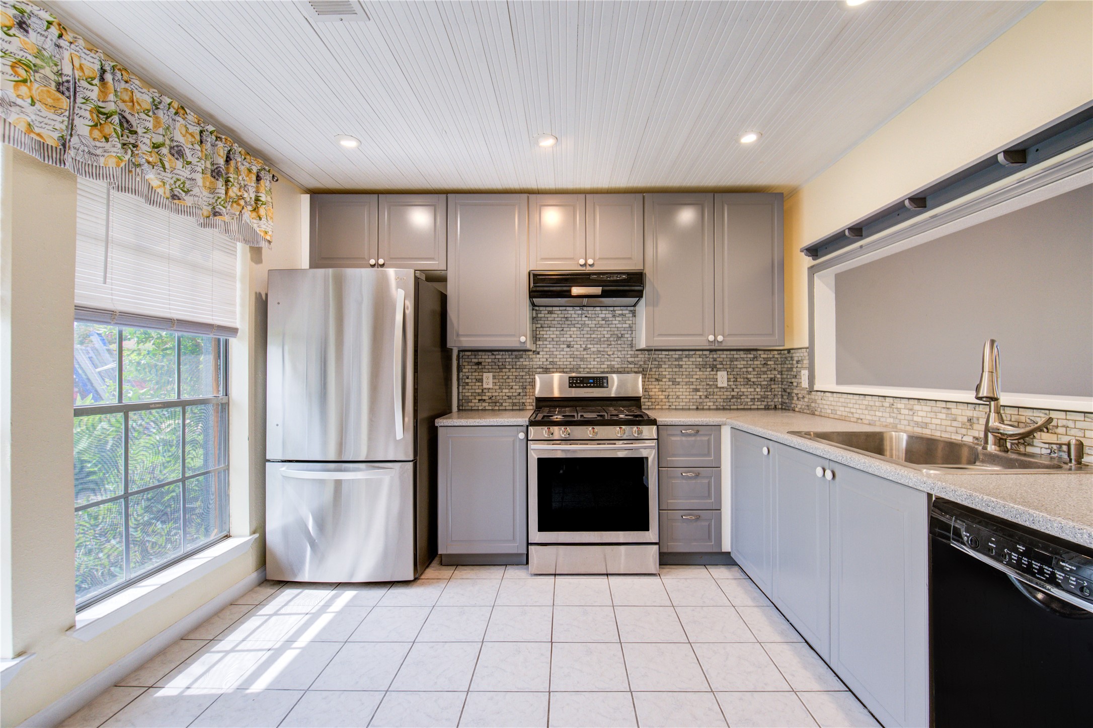 19407 Glenway Falls Drive Property Photo 13