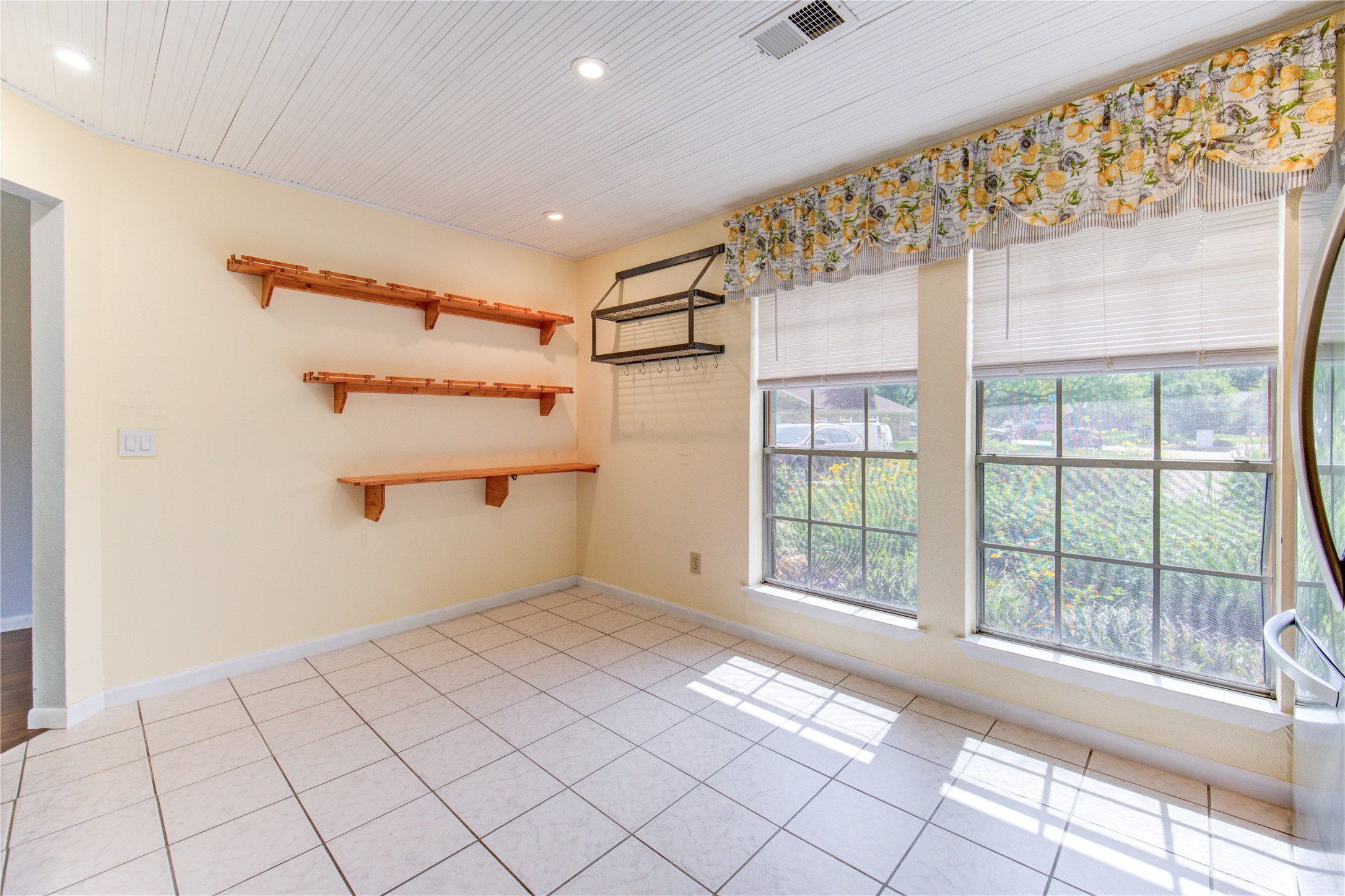 19407 Glenway Falls Drive Property Photo 17