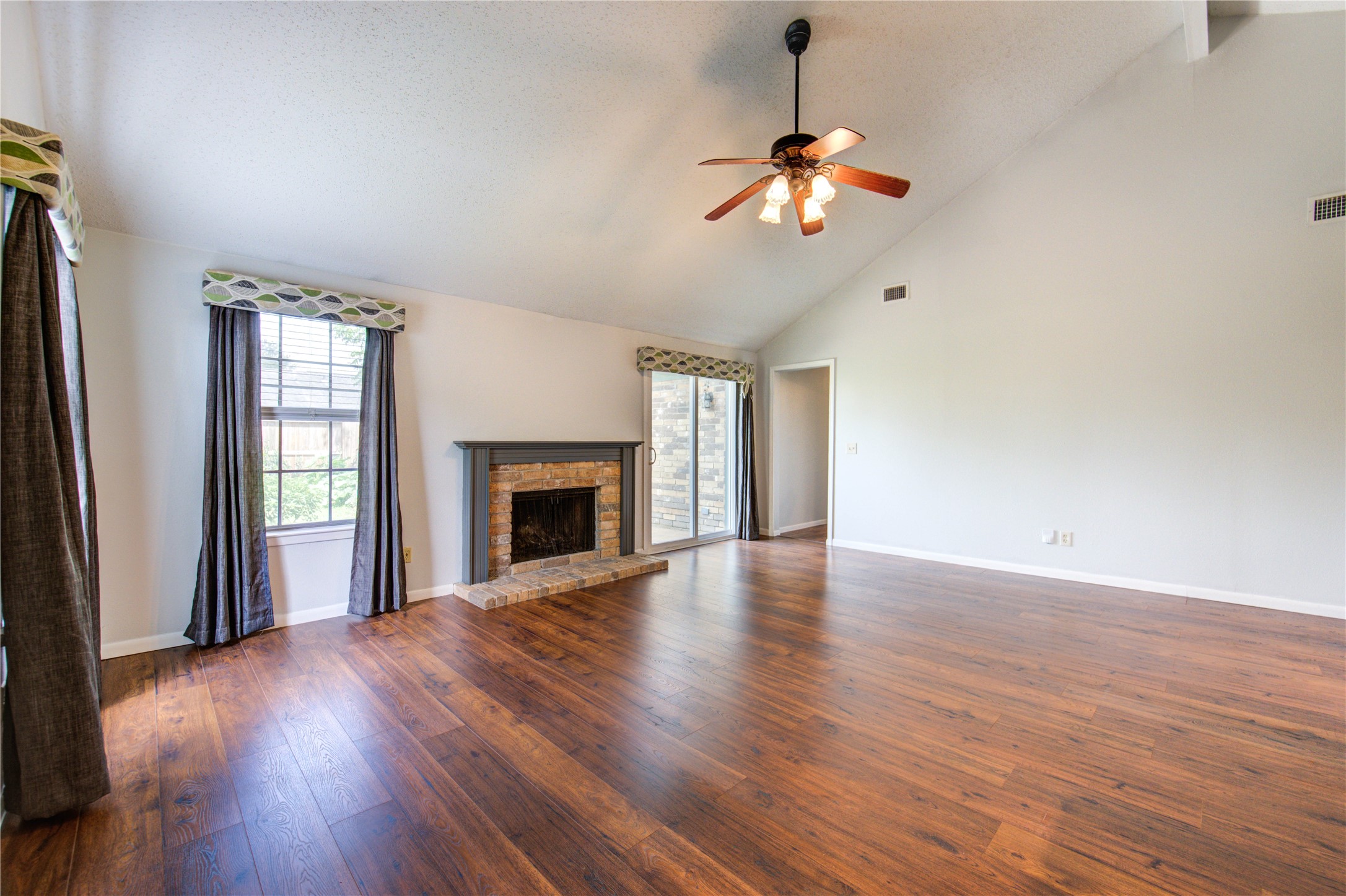 19407 Glenway Falls Drive Property Photo 23