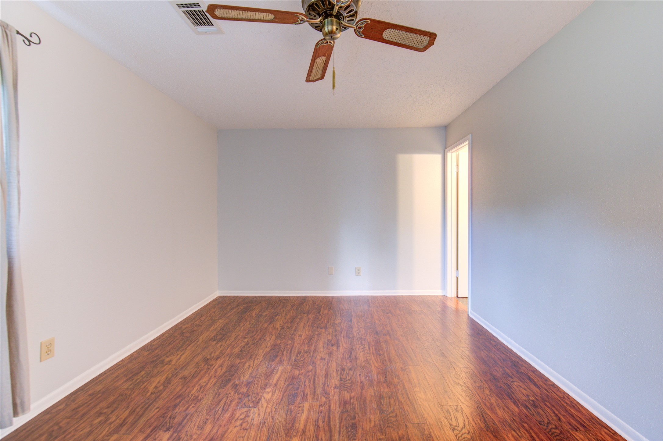 19407 Glenway Falls Drive Property Photo 27