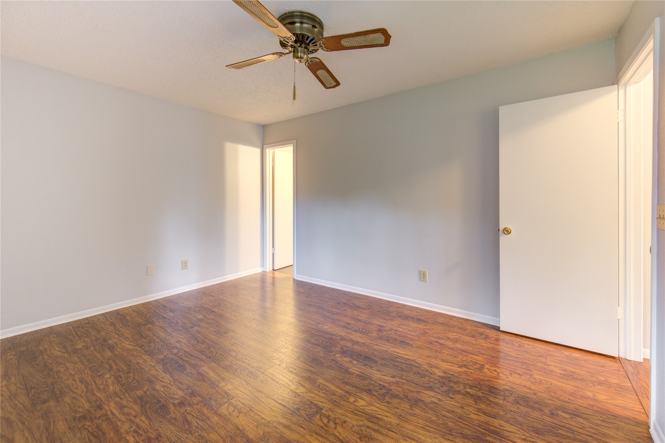 19407 Glenway Falls Drive Property Photo 29