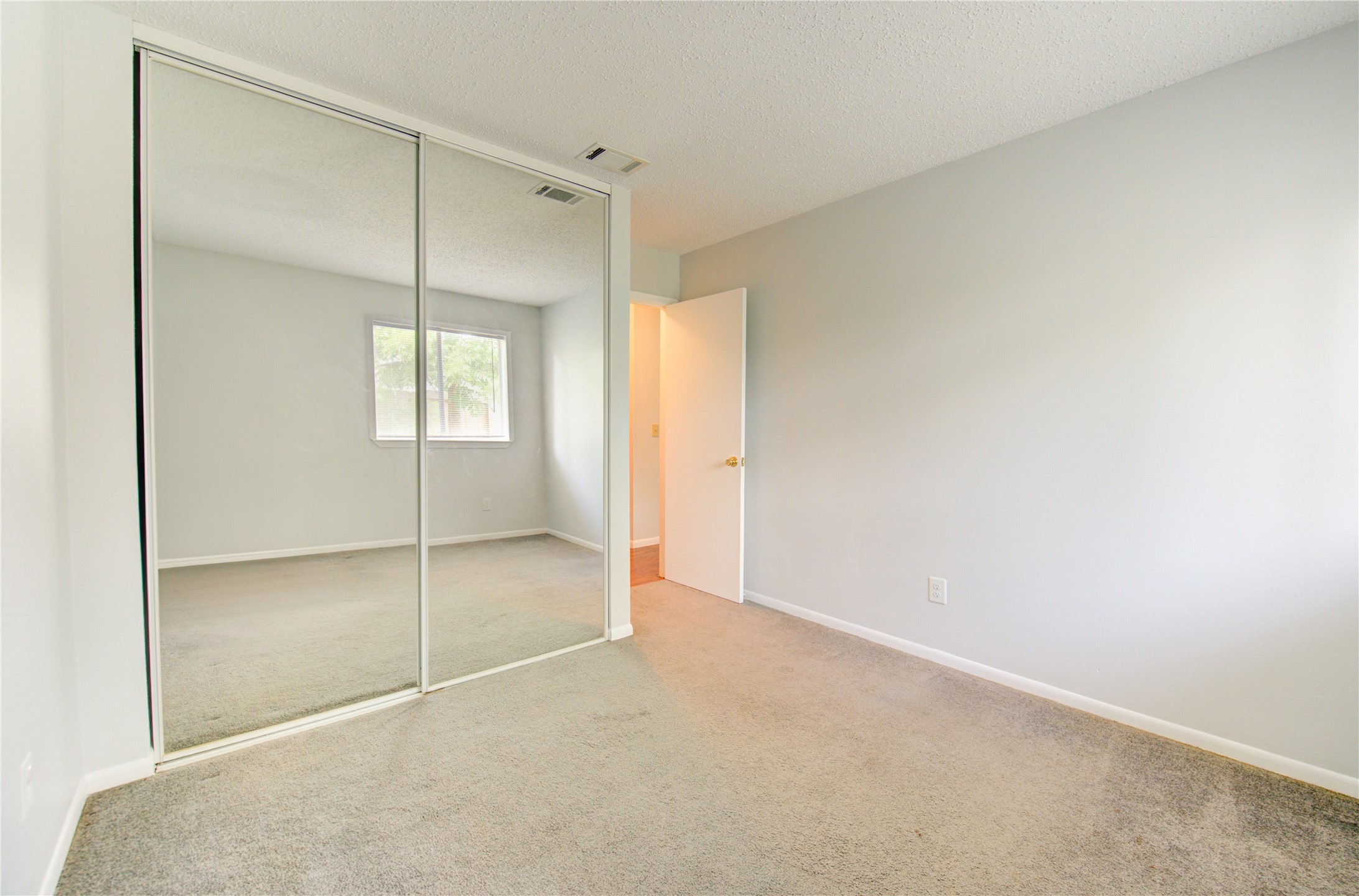 19407 Glenway Falls Drive Property Photo 38