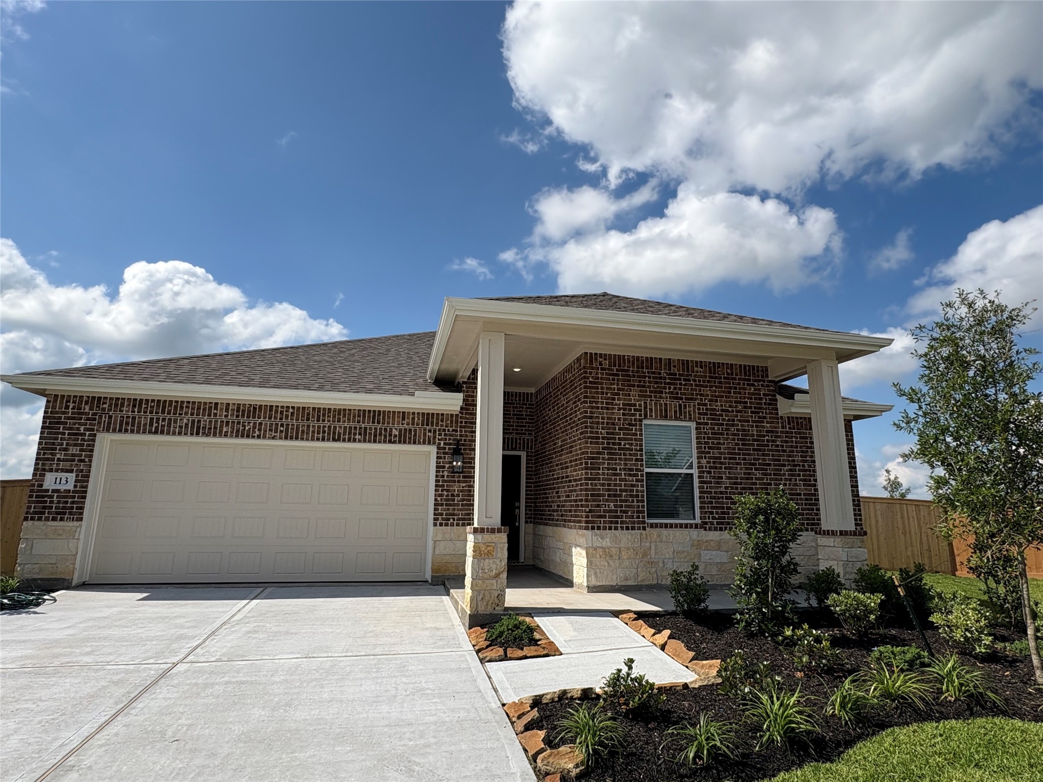 113 Palmer Bayou Court Property Photo