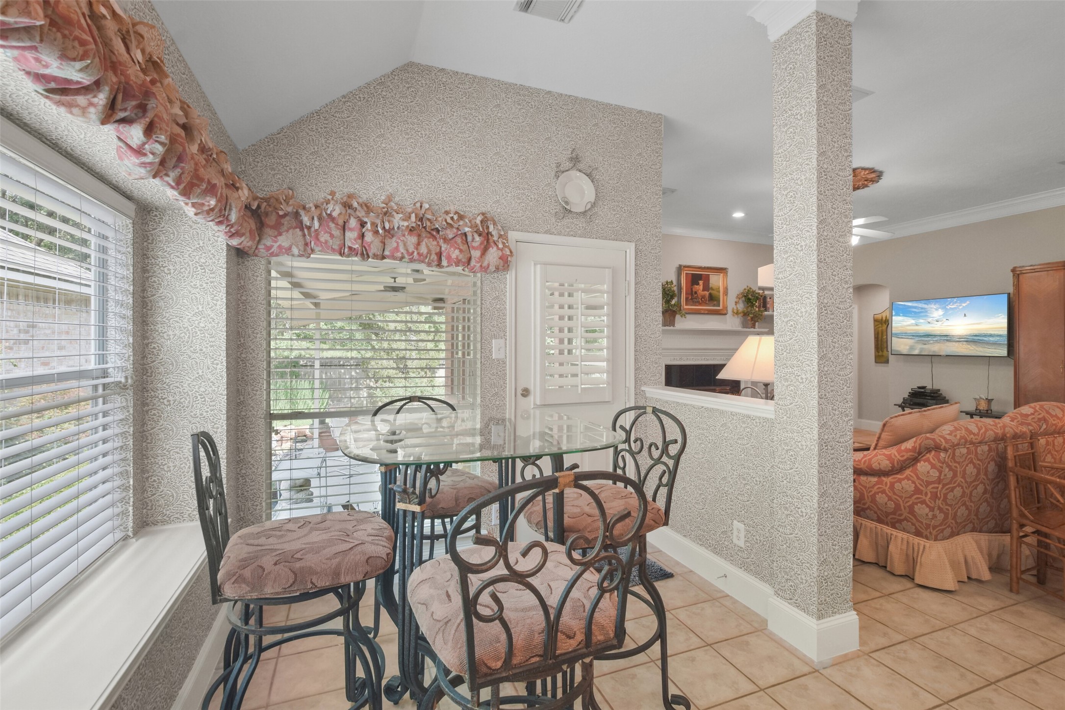 18 Pinery Ridge Place Property Photo 19