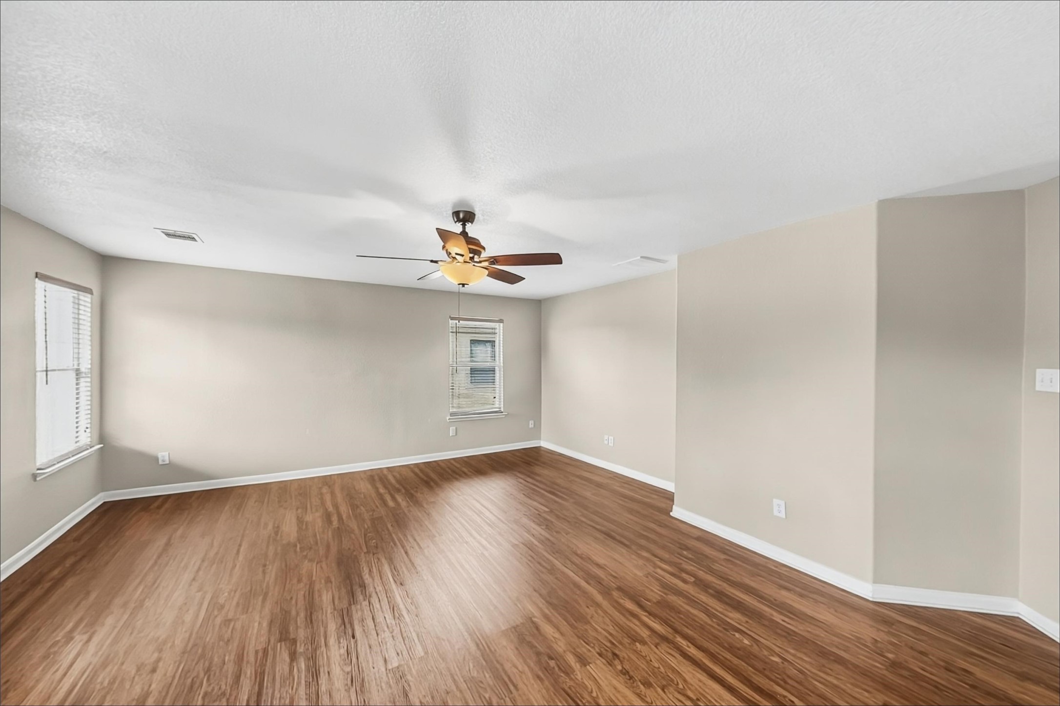 22011 Orchard Dale Drive Property Photo 8