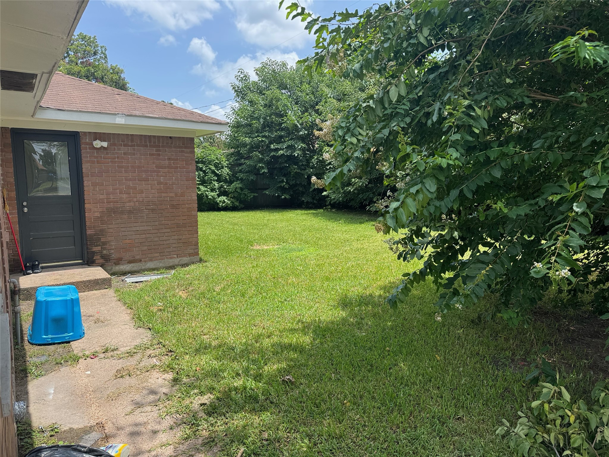 217 W Twickenham Trail Property Photo 6