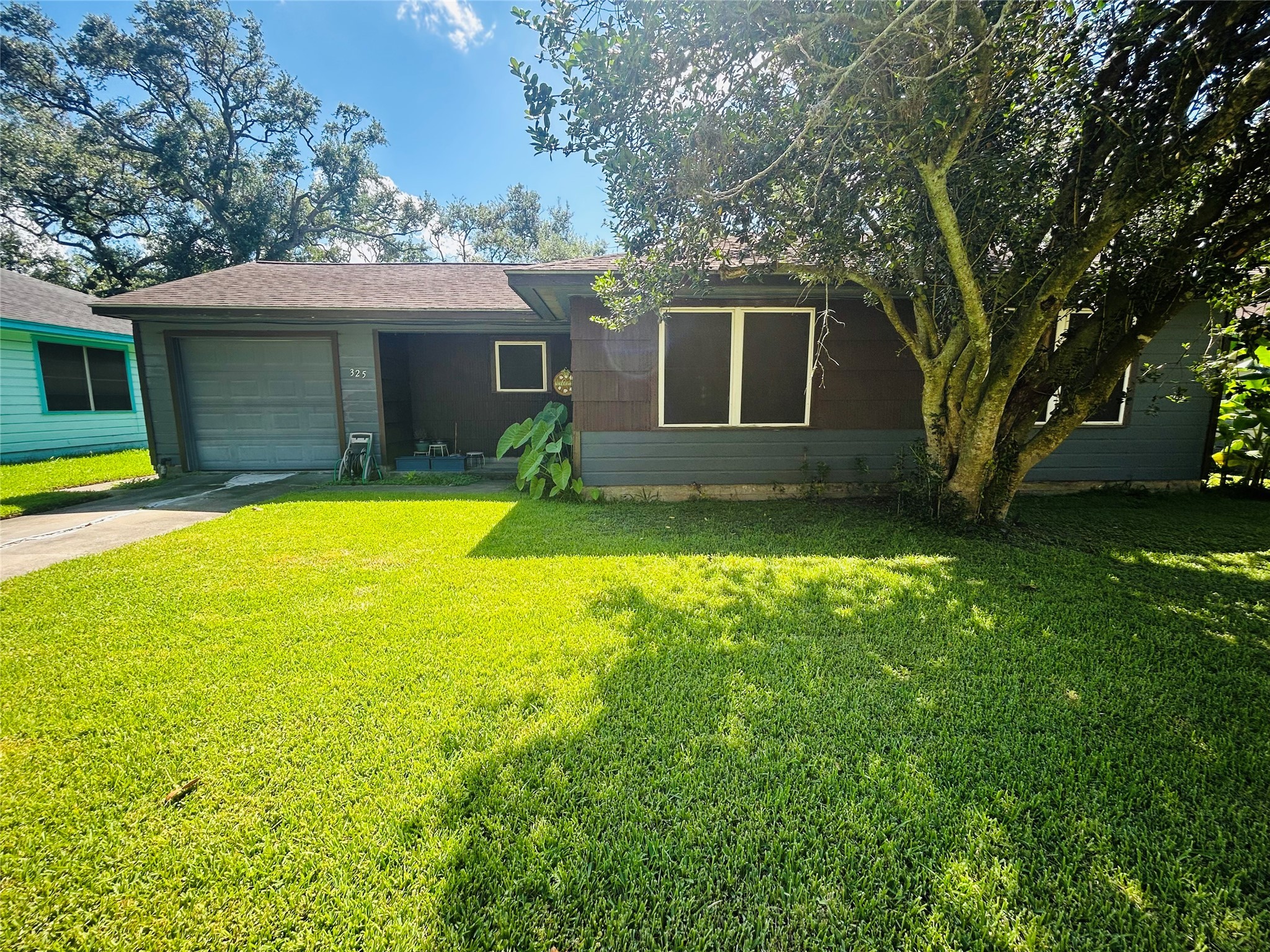 325 Cypress Street Property Photo 1