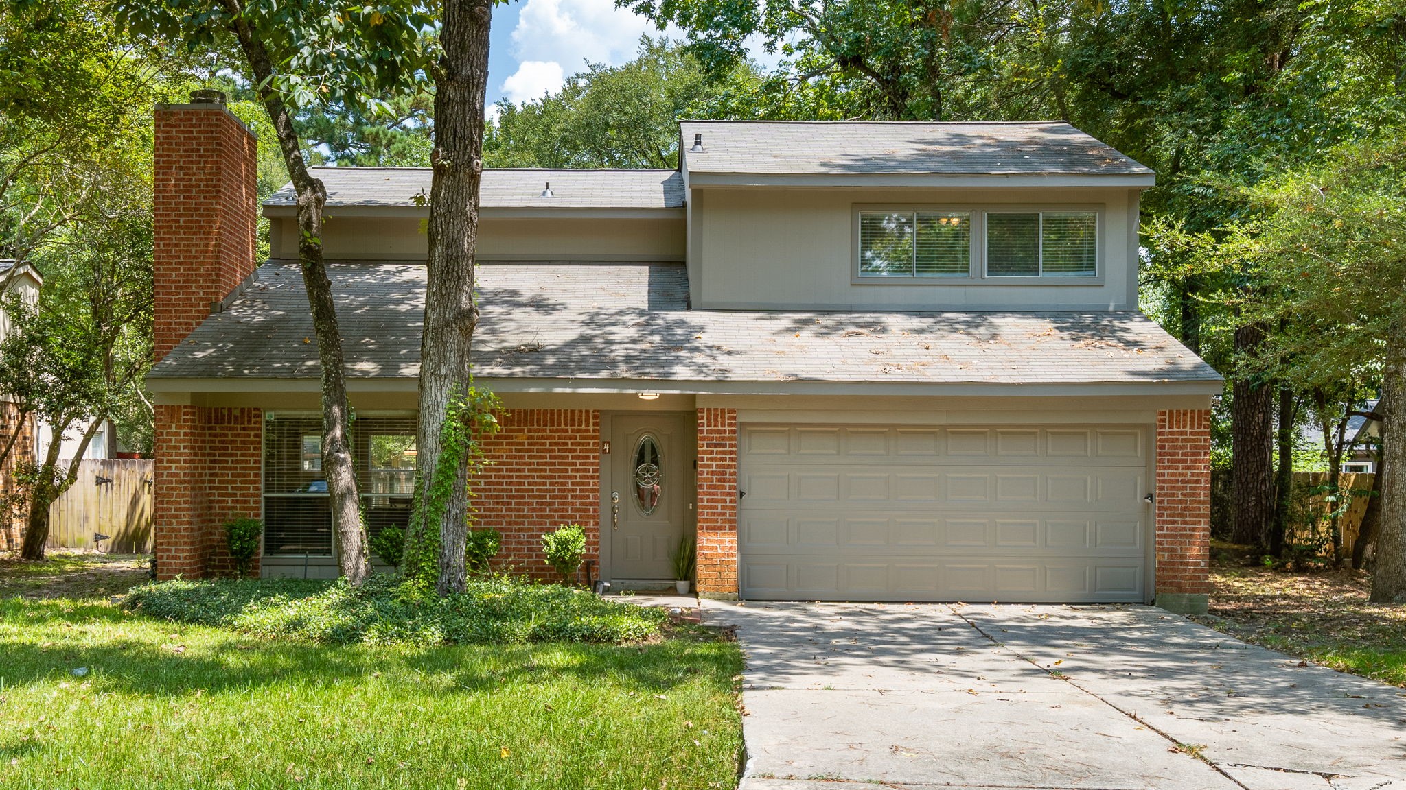4 Basal Briar Court Property Photo 2