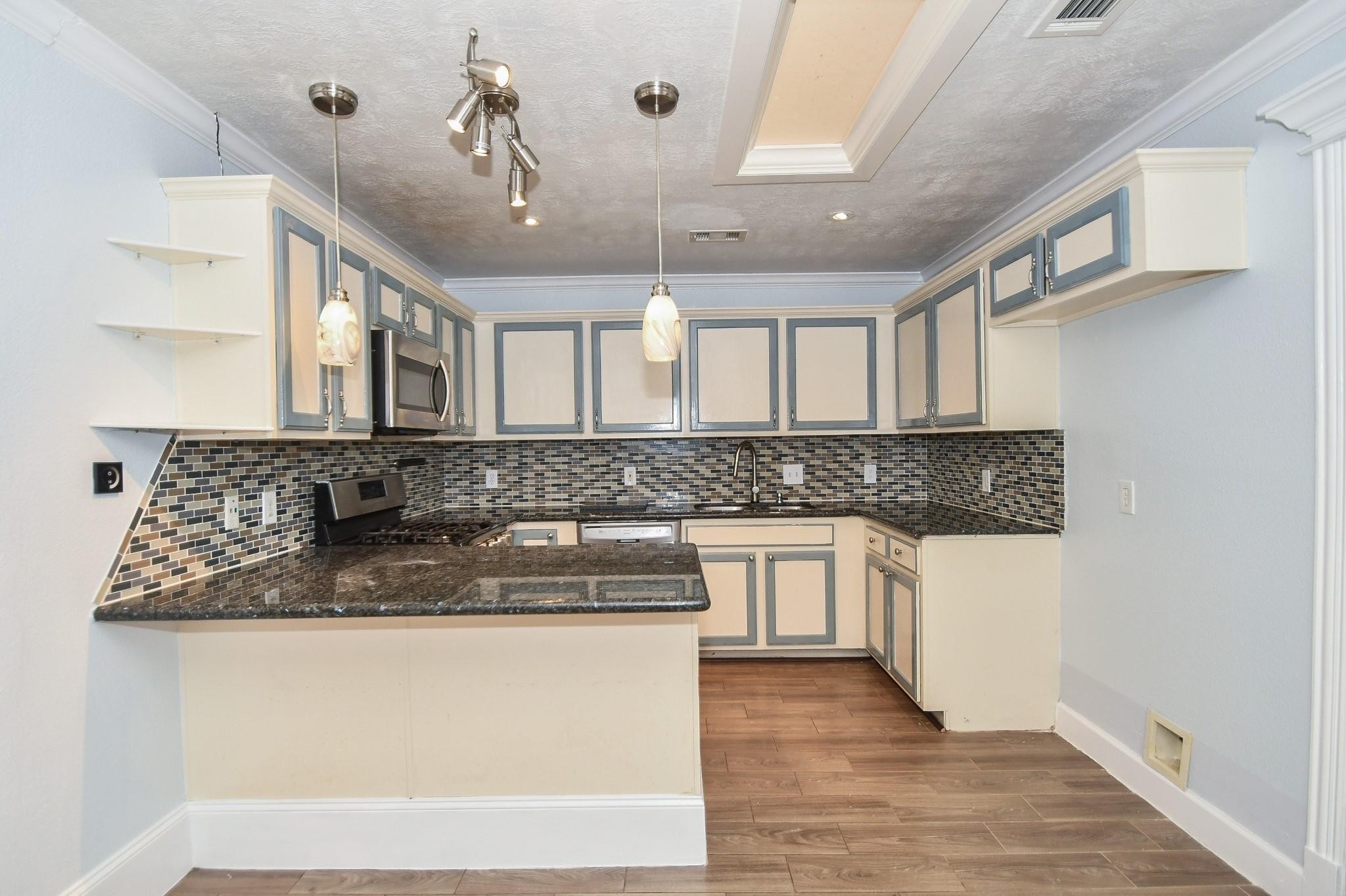 21031 Stoney Haven Drive Property Photo 12