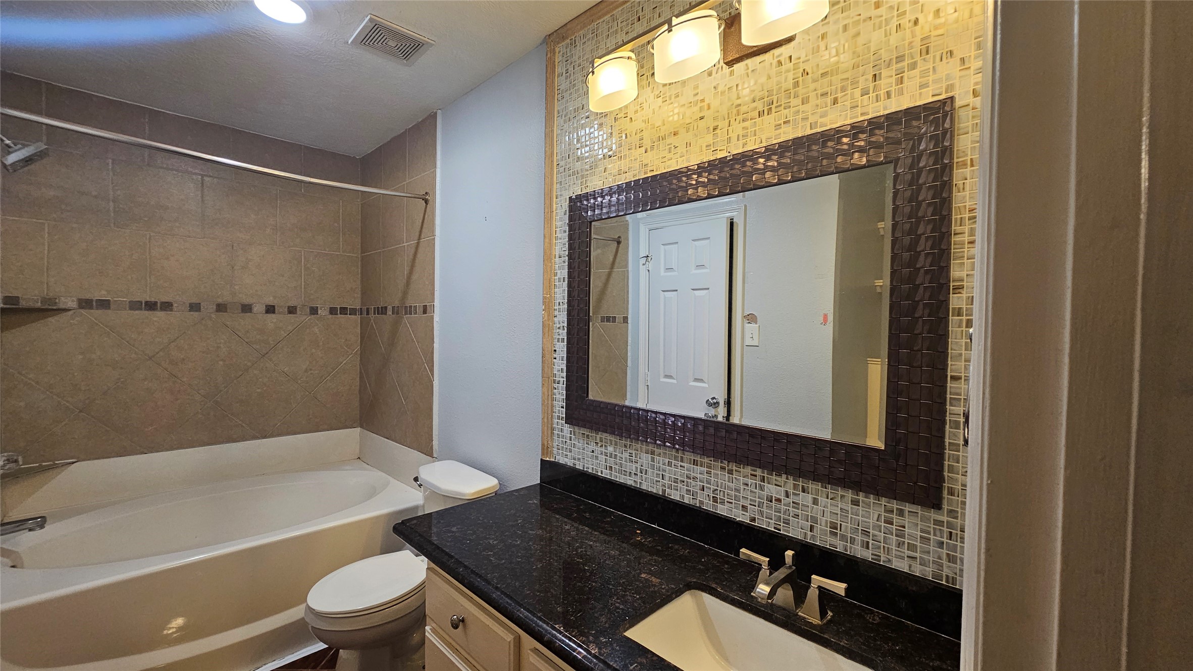 21031 Stoney Haven Drive Property Photo 14