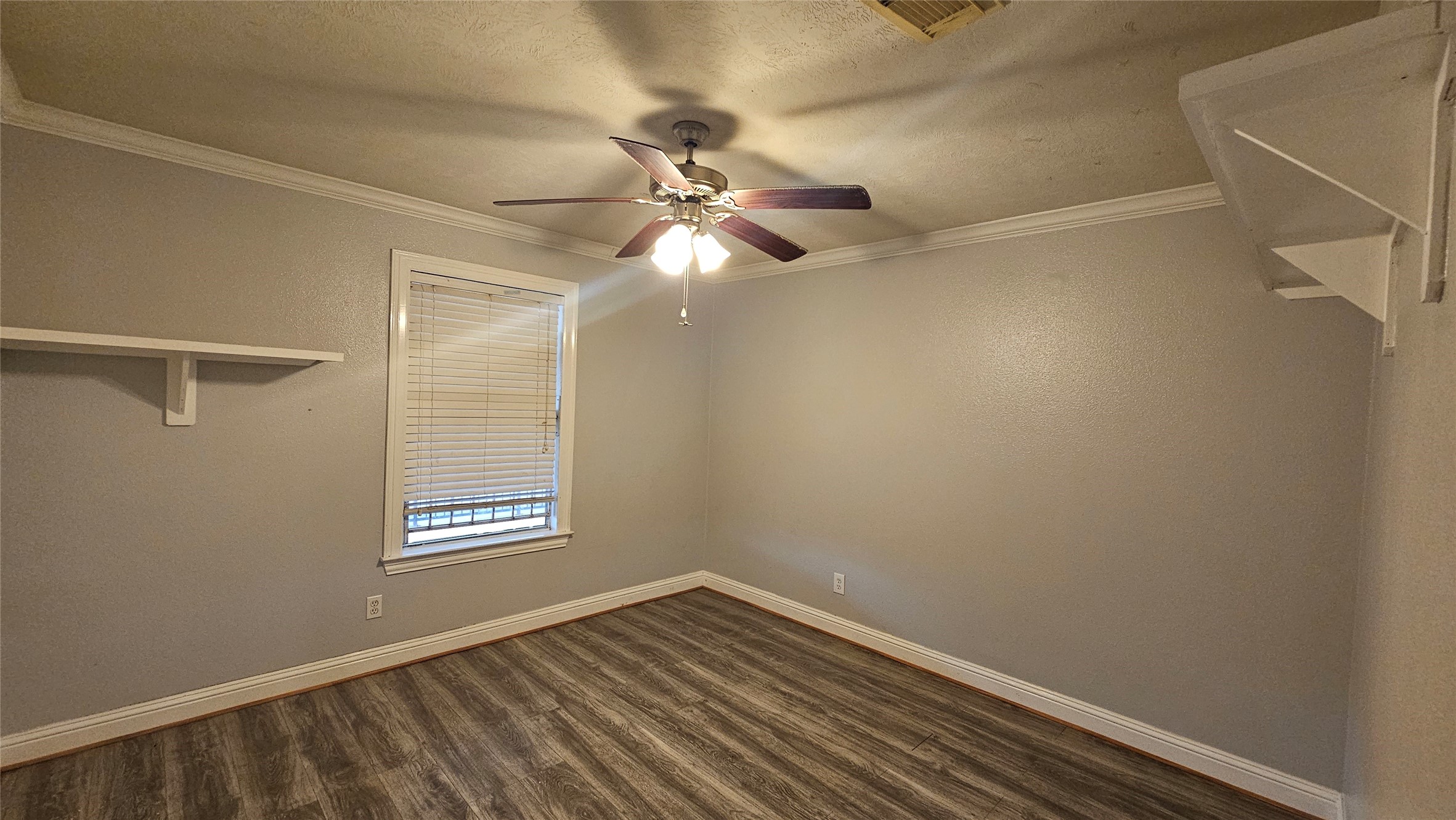 21031 Stoney Haven Drive Property Photo 25