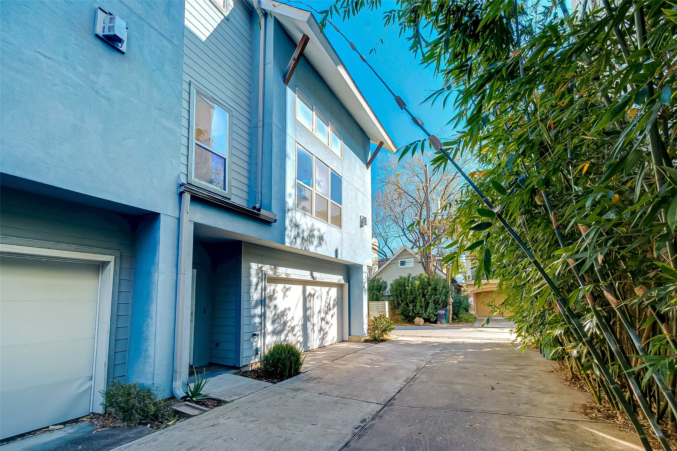 4308 Lillian Street A Property Photo 3