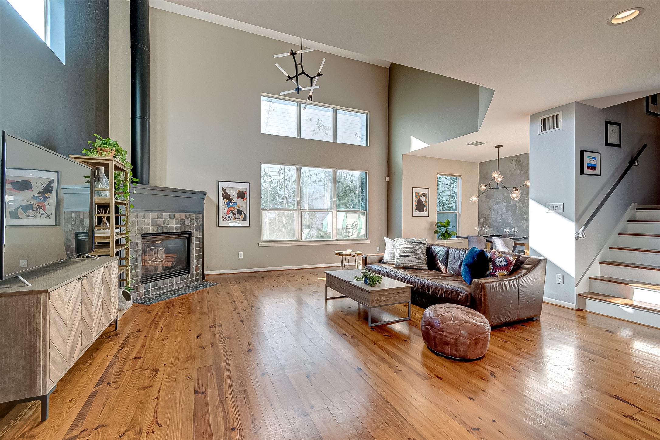 4308 Lillian Street A Property Photo 11