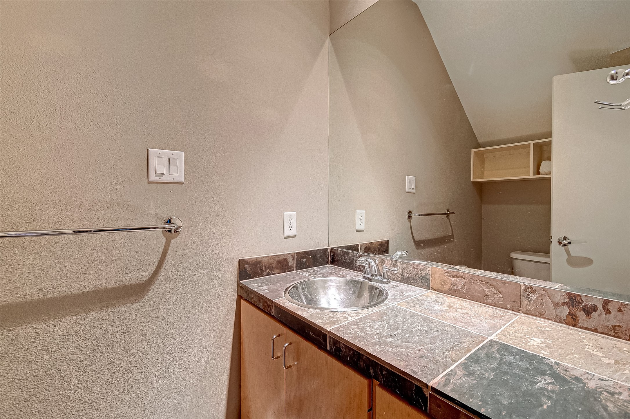 4308 Lillian Street A Property Photo 38