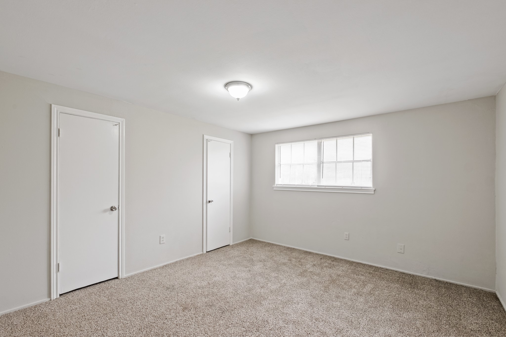 3910 Heatherbrook Drive Property Photo 6