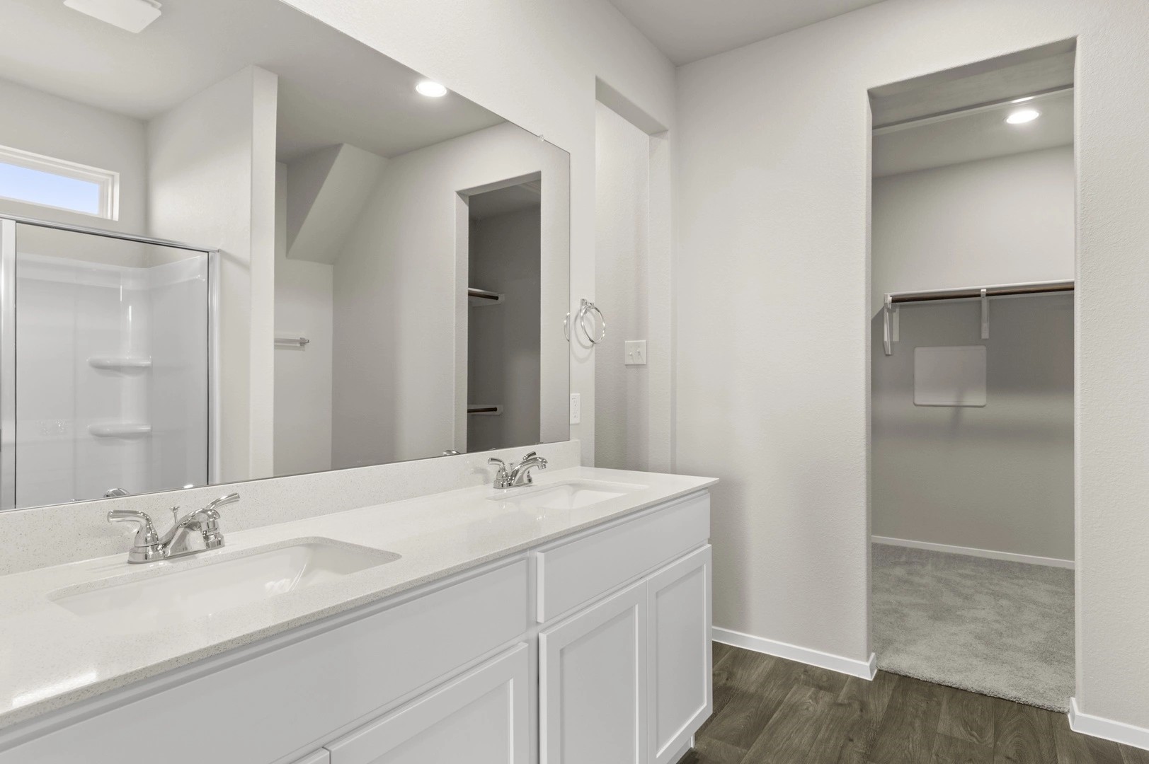 21535 Holbrook Drive Property Photo 13
