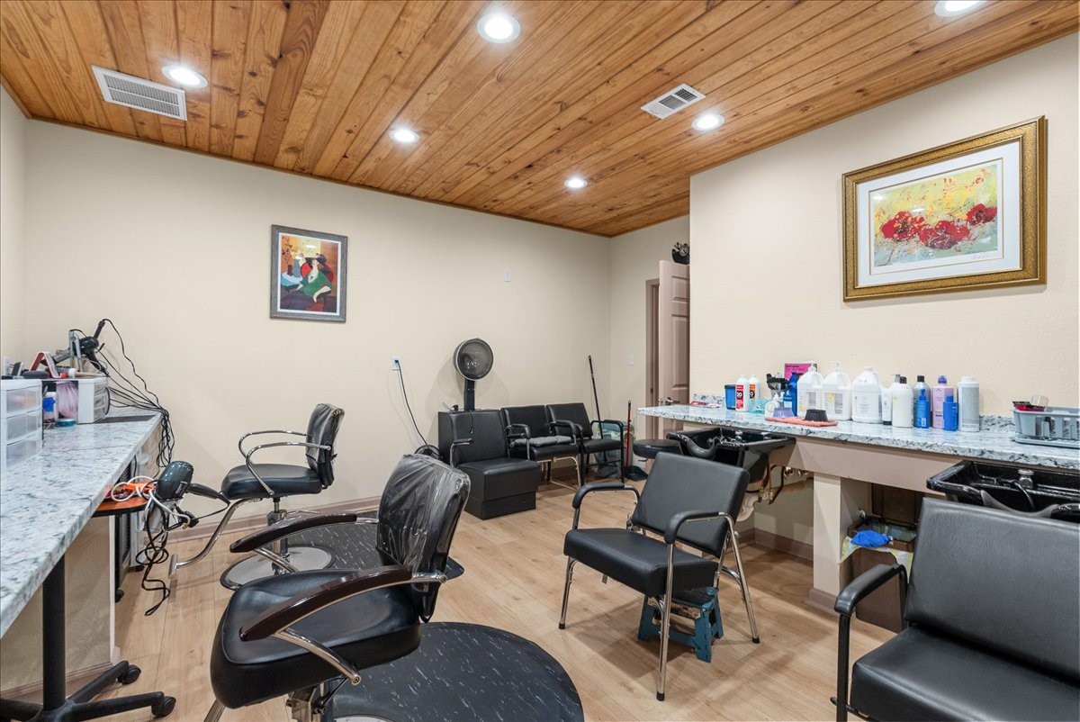 619 Dula Street Property Photo 21