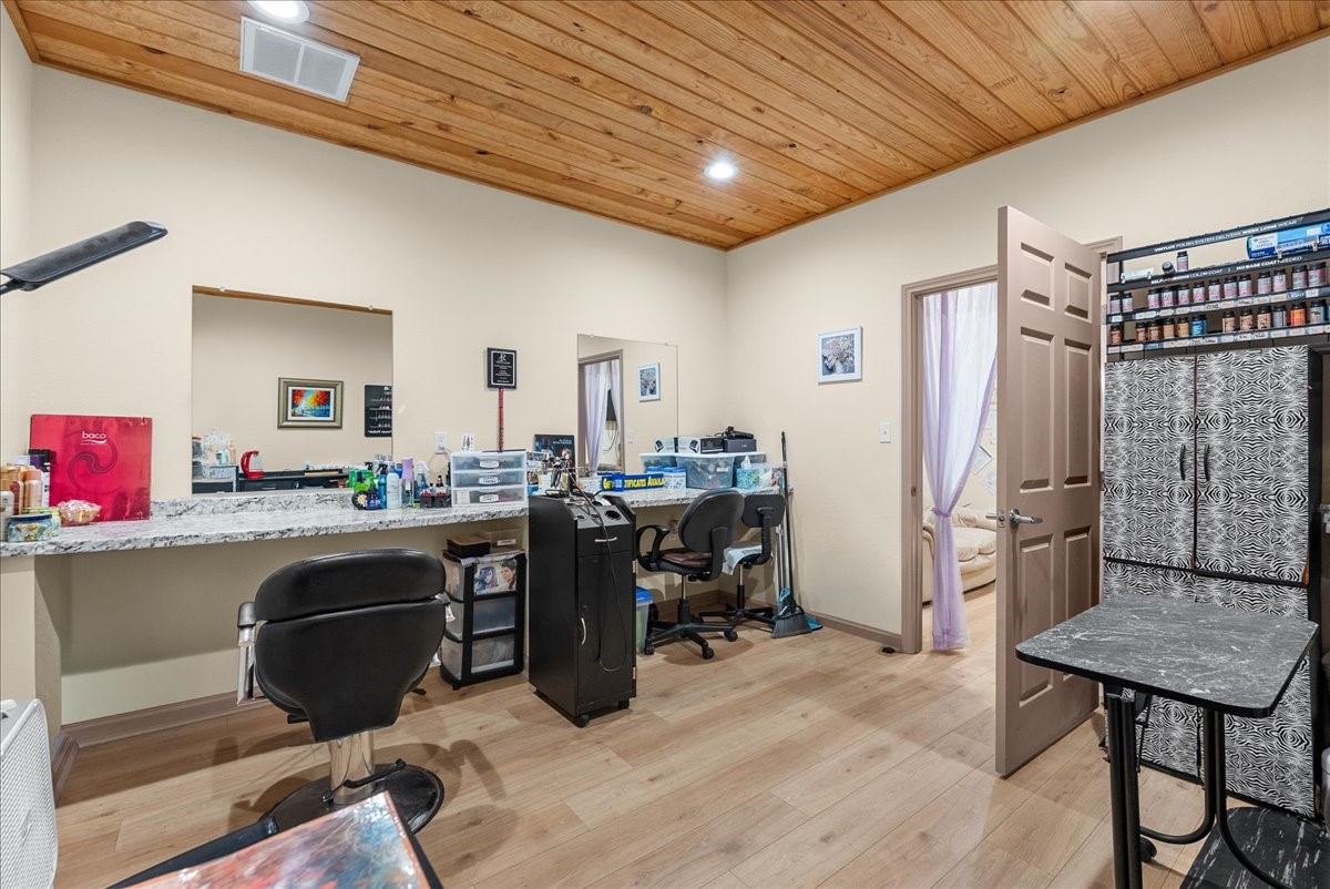619 Dula Street Property Photo 24