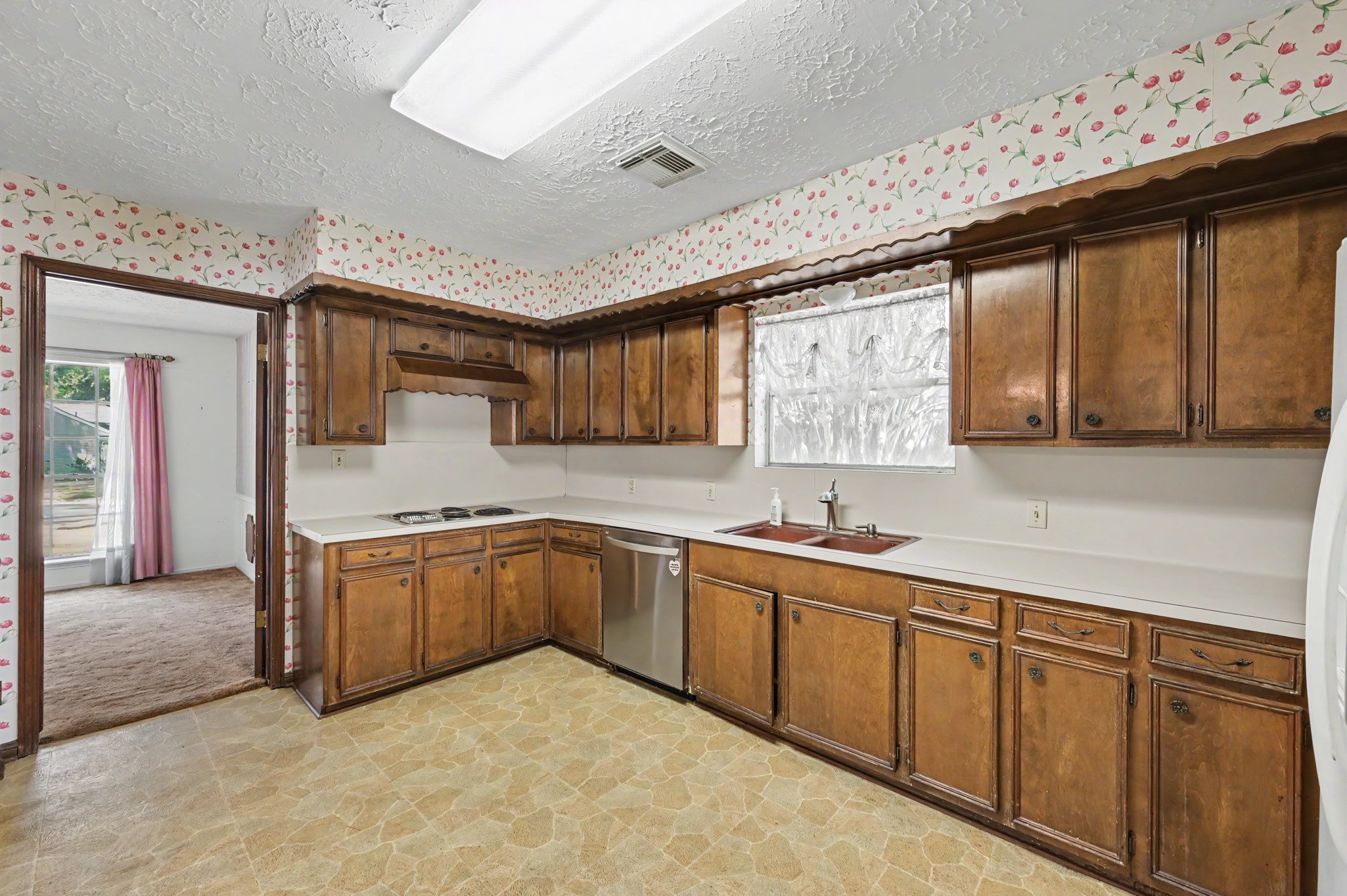 28902 Holly Hill Drive Property Photo 9
