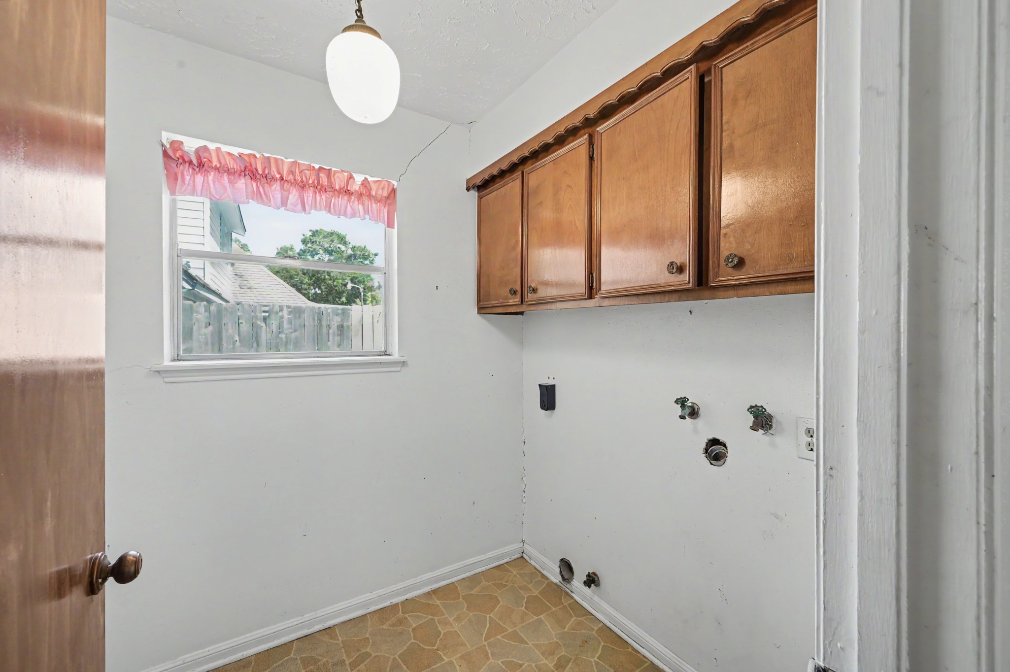 28902 Holly Hill Drive Property Photo 17
