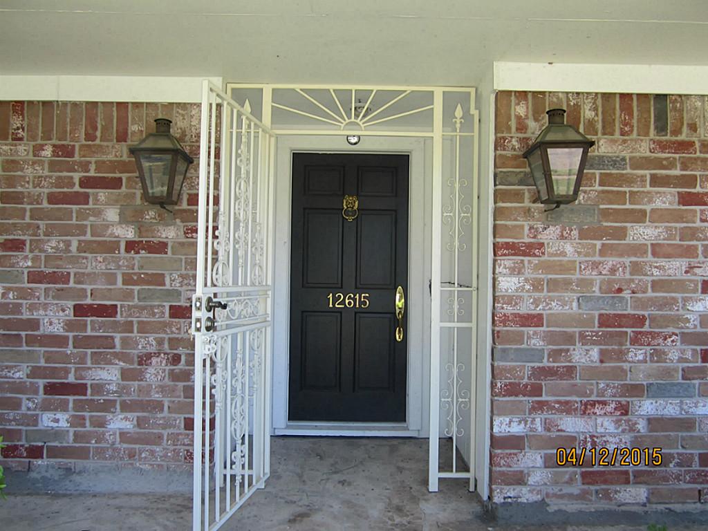 12615 Shannon Hills Drive Property Photo 3