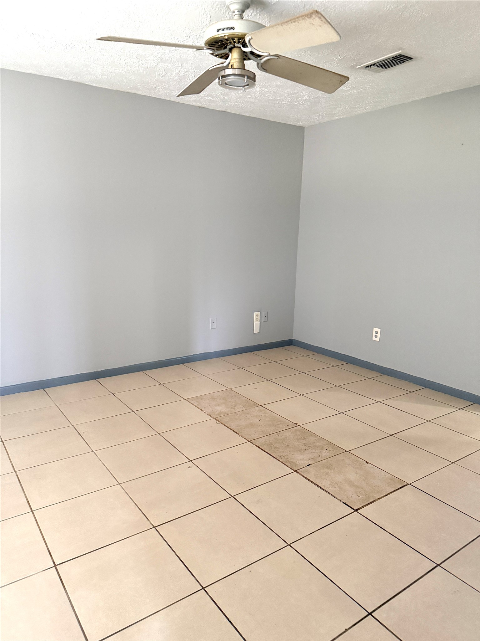 12615 Shannon Hills Drive Property Photo 28