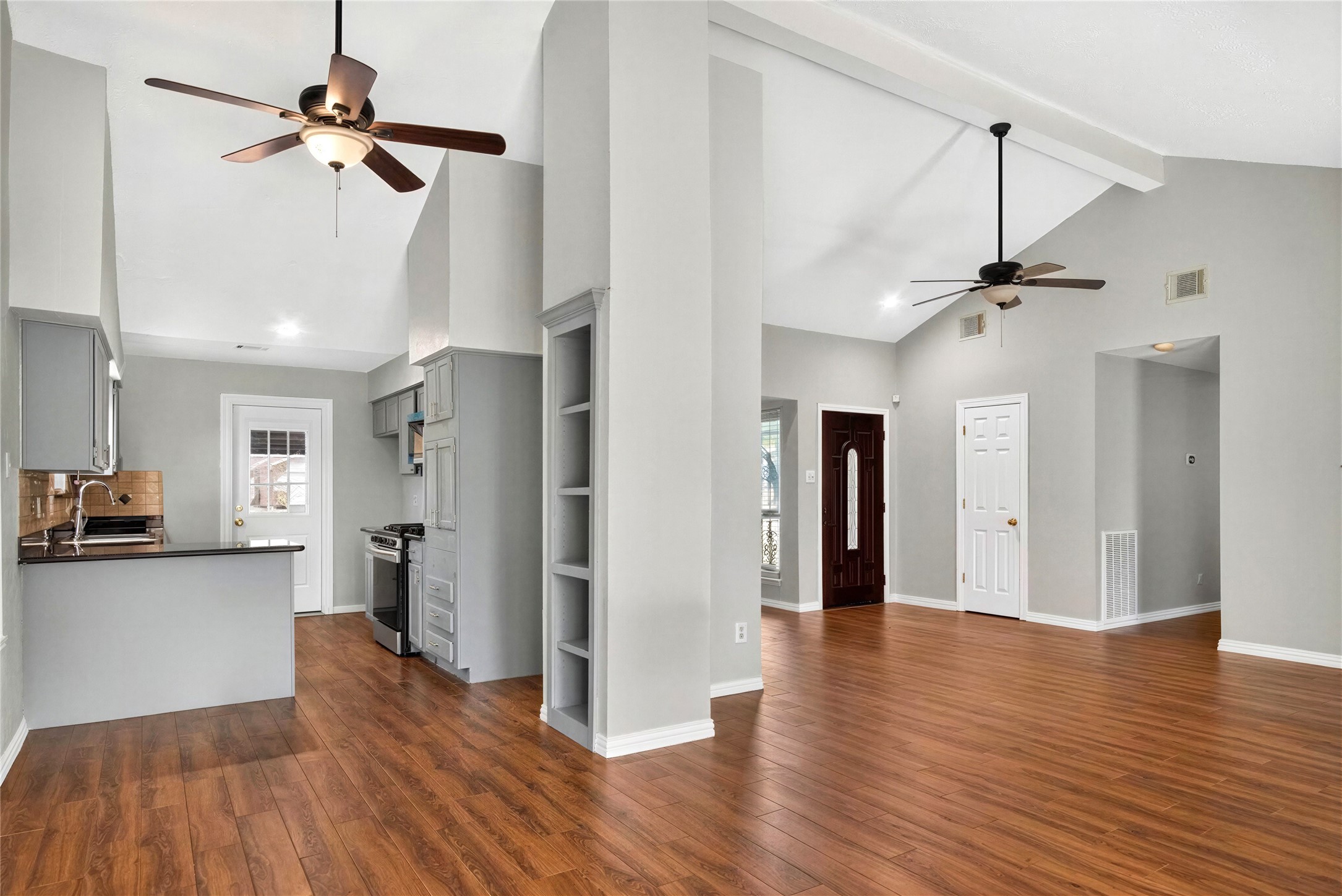 7823 Chasecreek Drive Property Photo 8