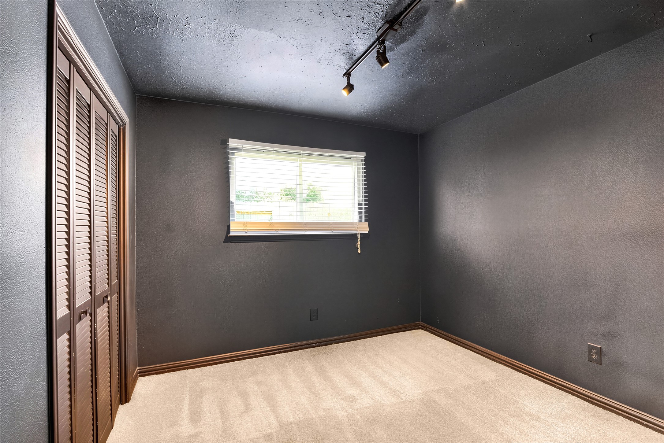 7823 Chasecreek Drive Property Photo 20