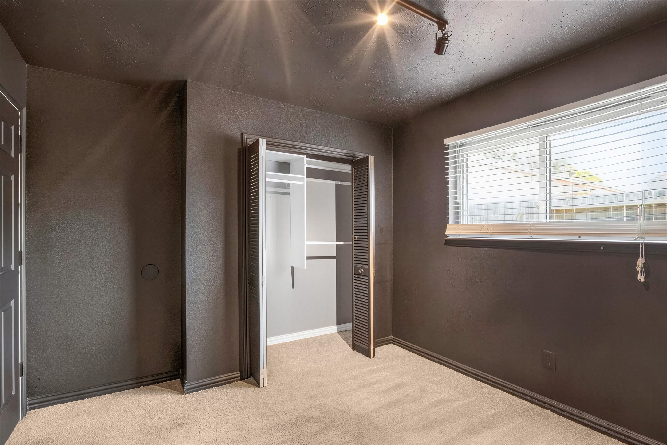 7823 Chasecreek Drive Property Photo 21