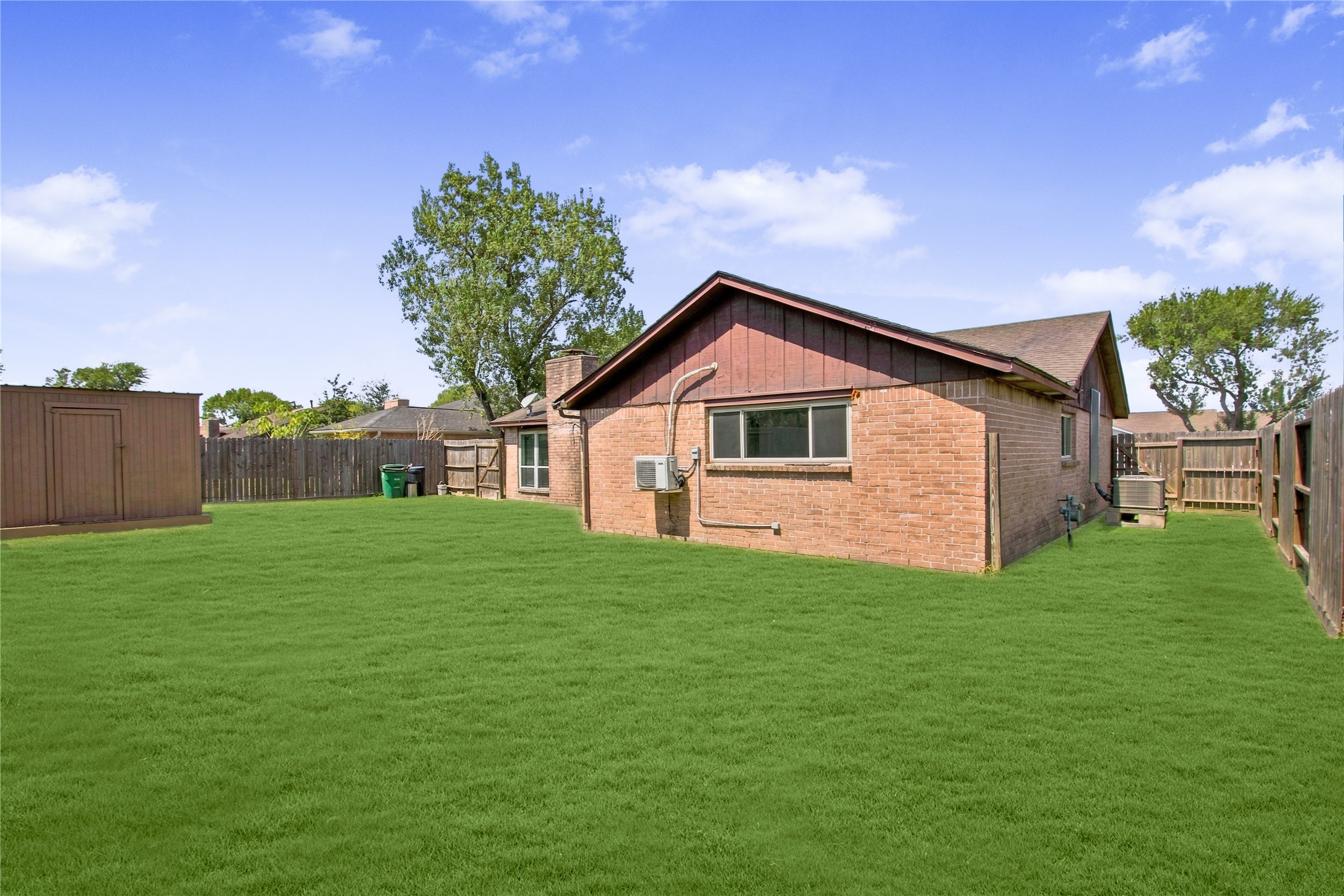 7823 Chasecreek Drive Property Photo 36