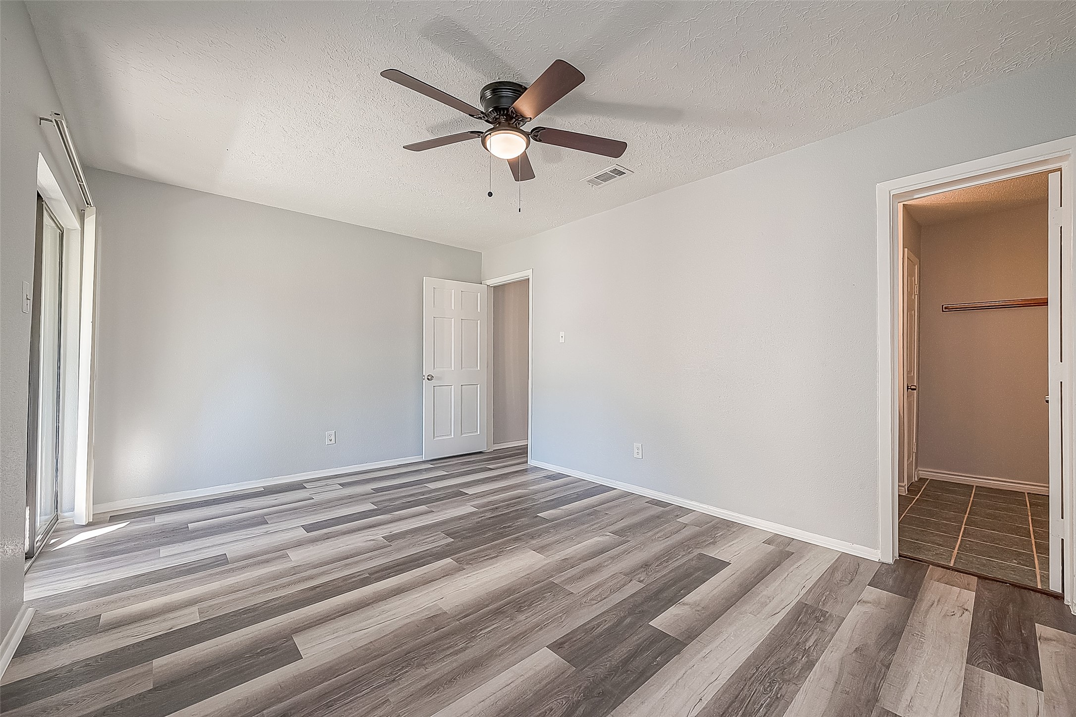 12829 Briarwest Circle Property Photo 7