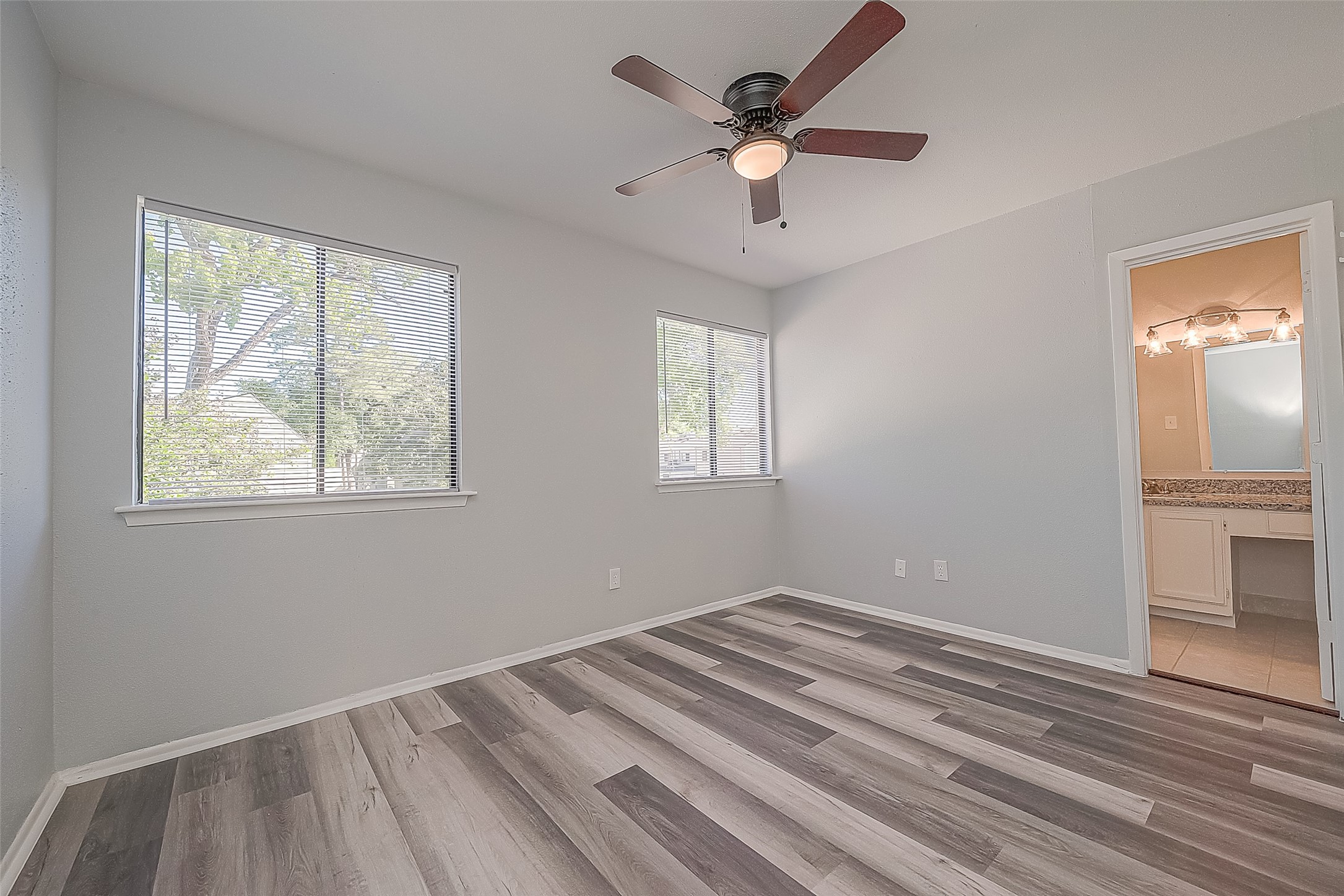 12829 Briarwest Circle Property Photo 16