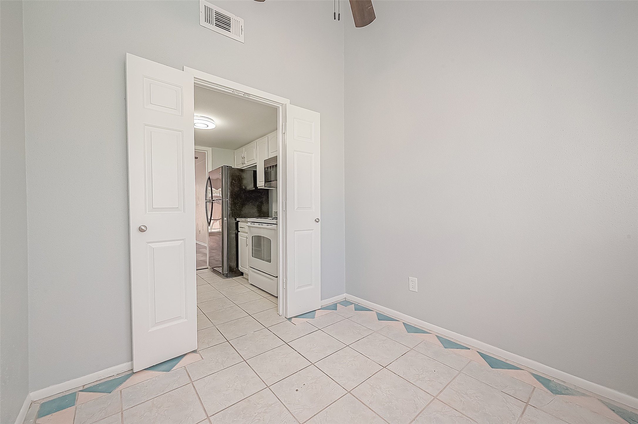 12829 Briarwest Circle Property Photo 24