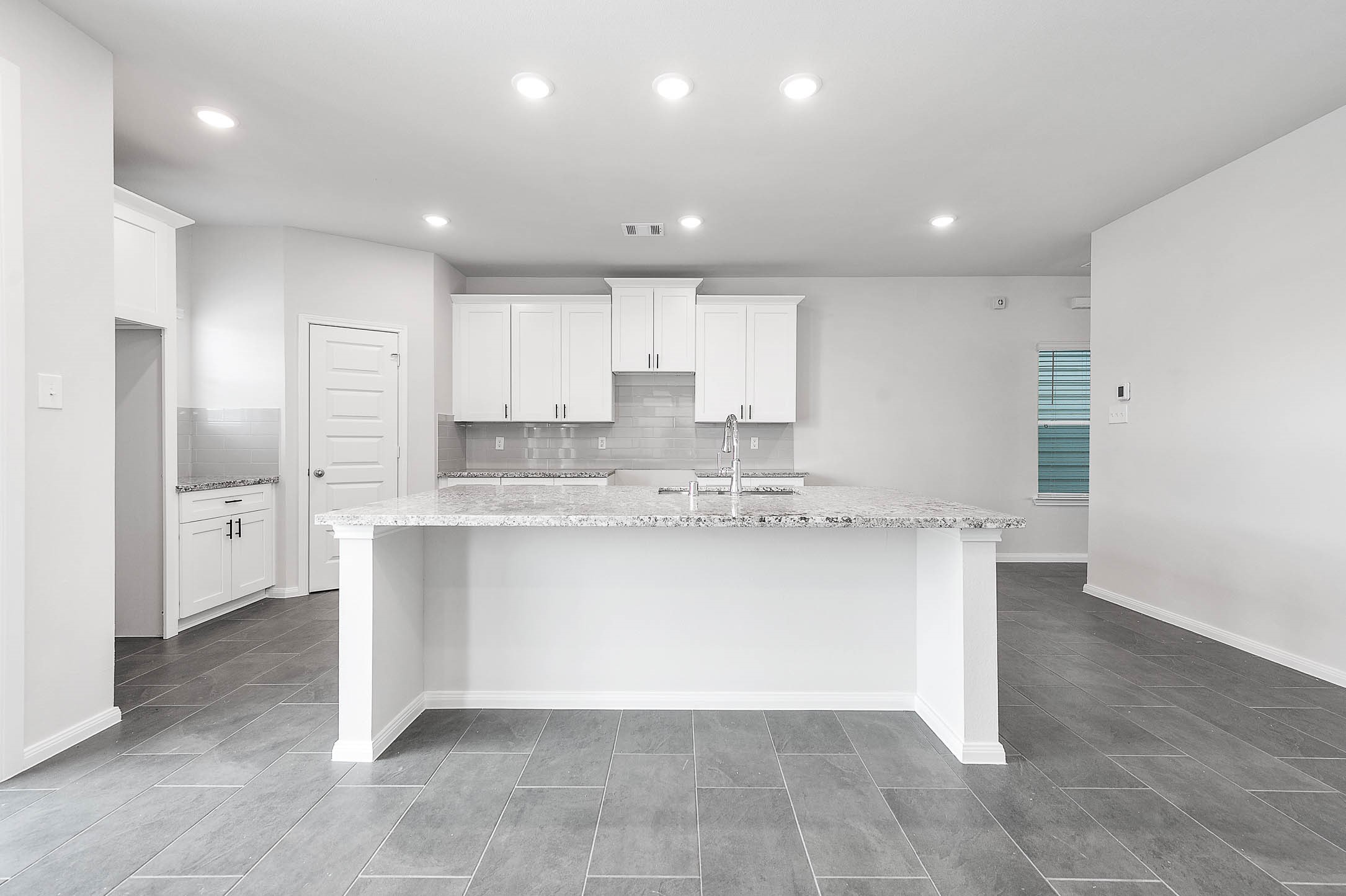 14954 Eagle Feather Drive Property Photo 12