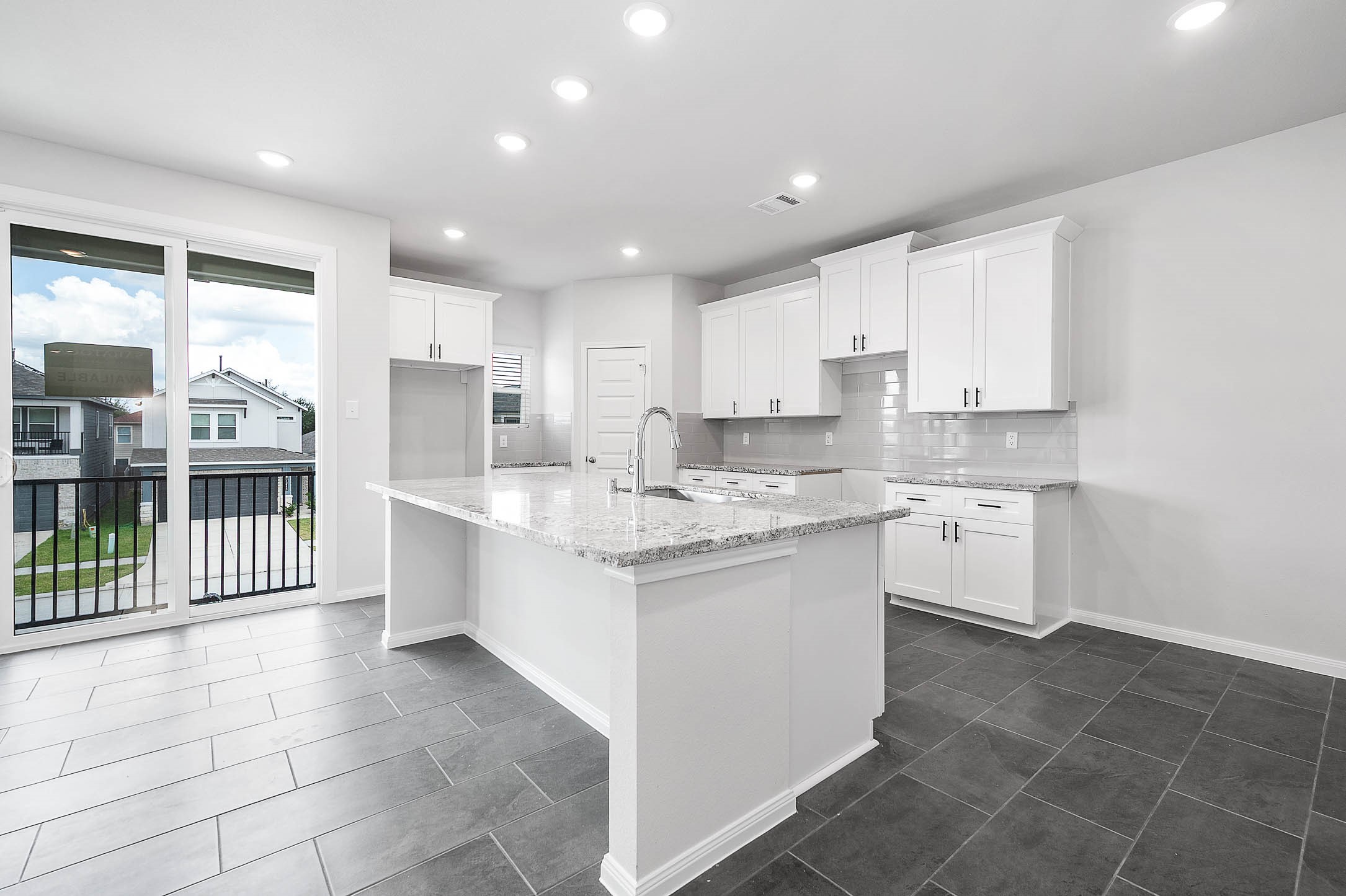 14954 Eagle Feather Drive Property Photo 14