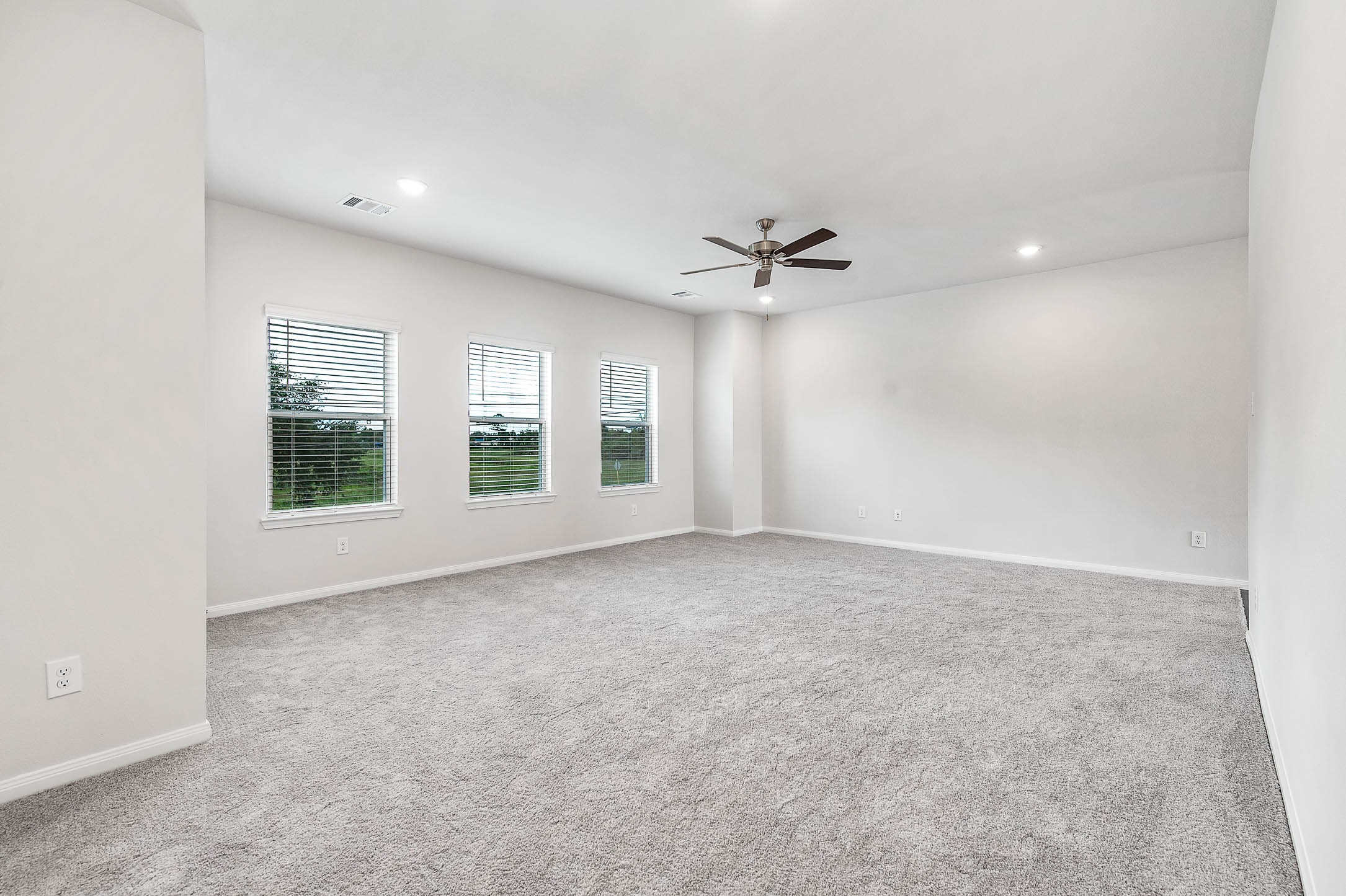 14954 Eagle Feather Drive Property Photo 19