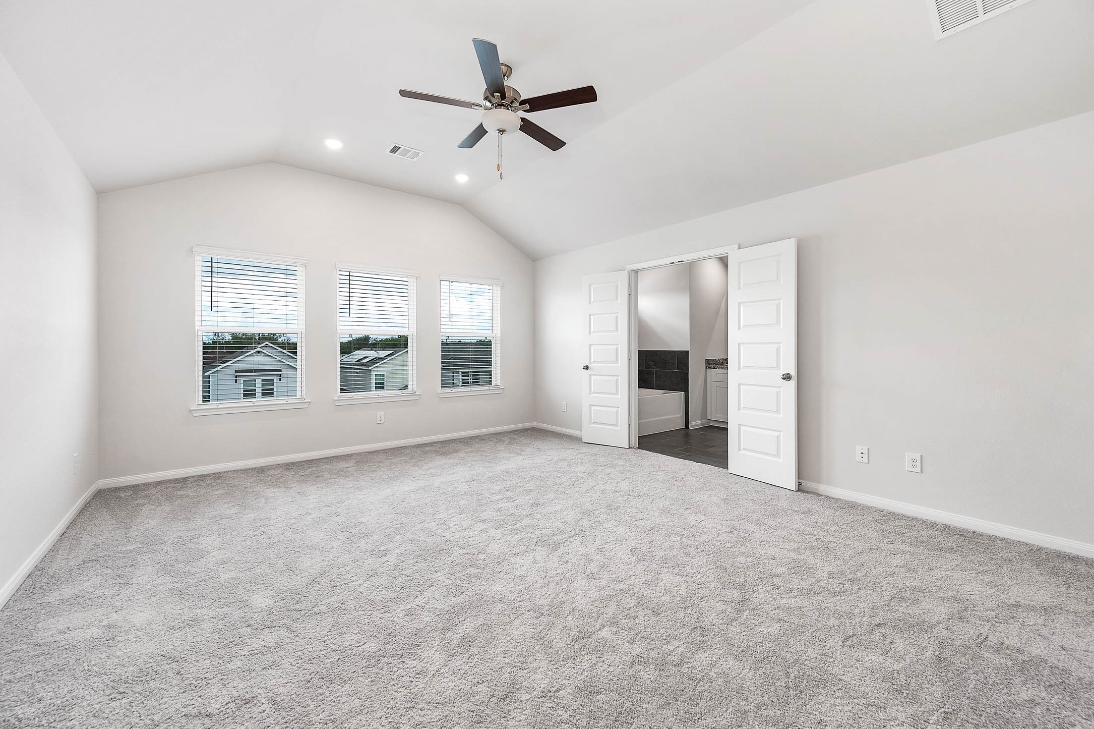 14954 Eagle Feather Drive Property Photo 24
