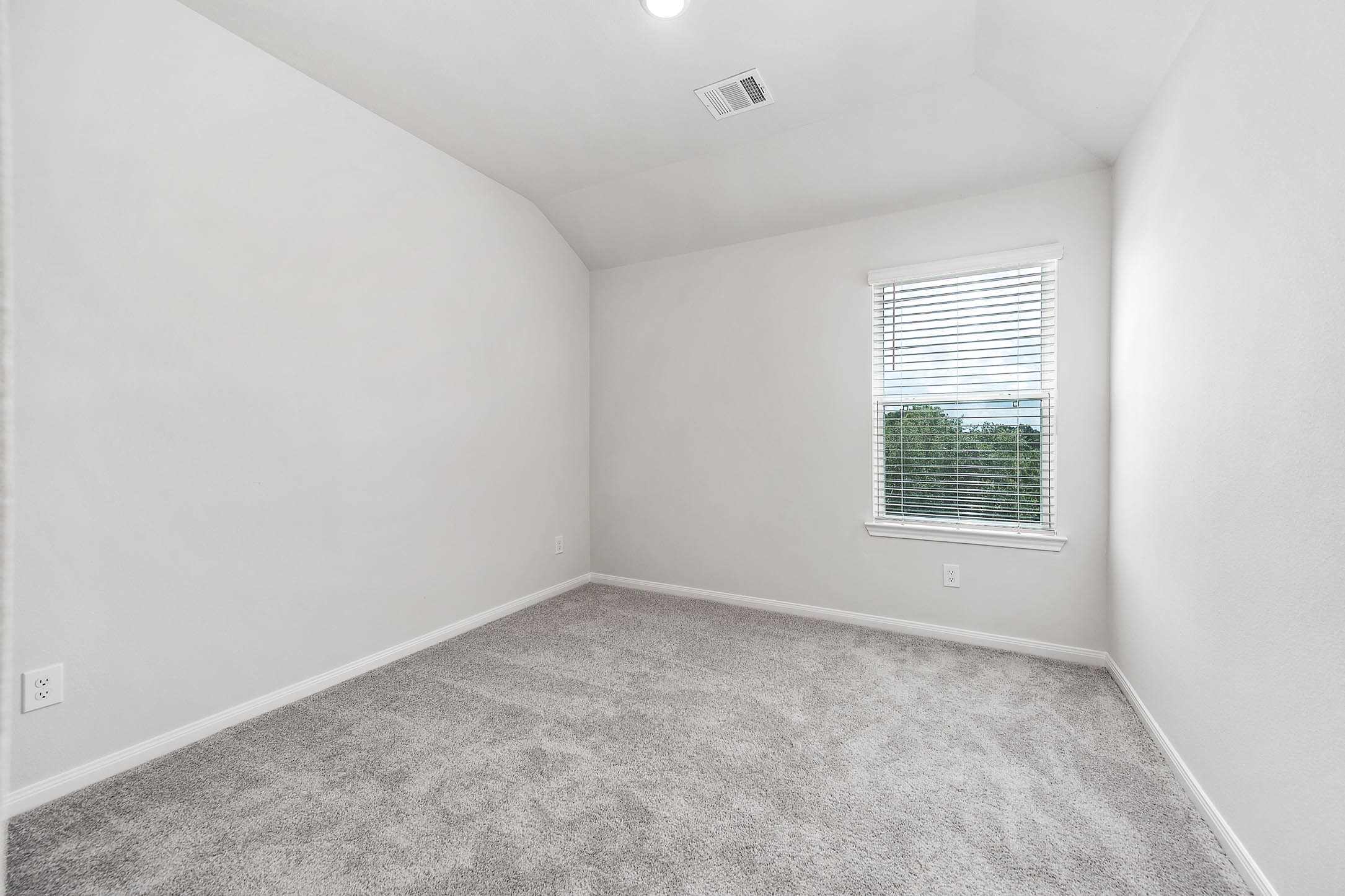 14954 Eagle Feather Drive Property Photo 29