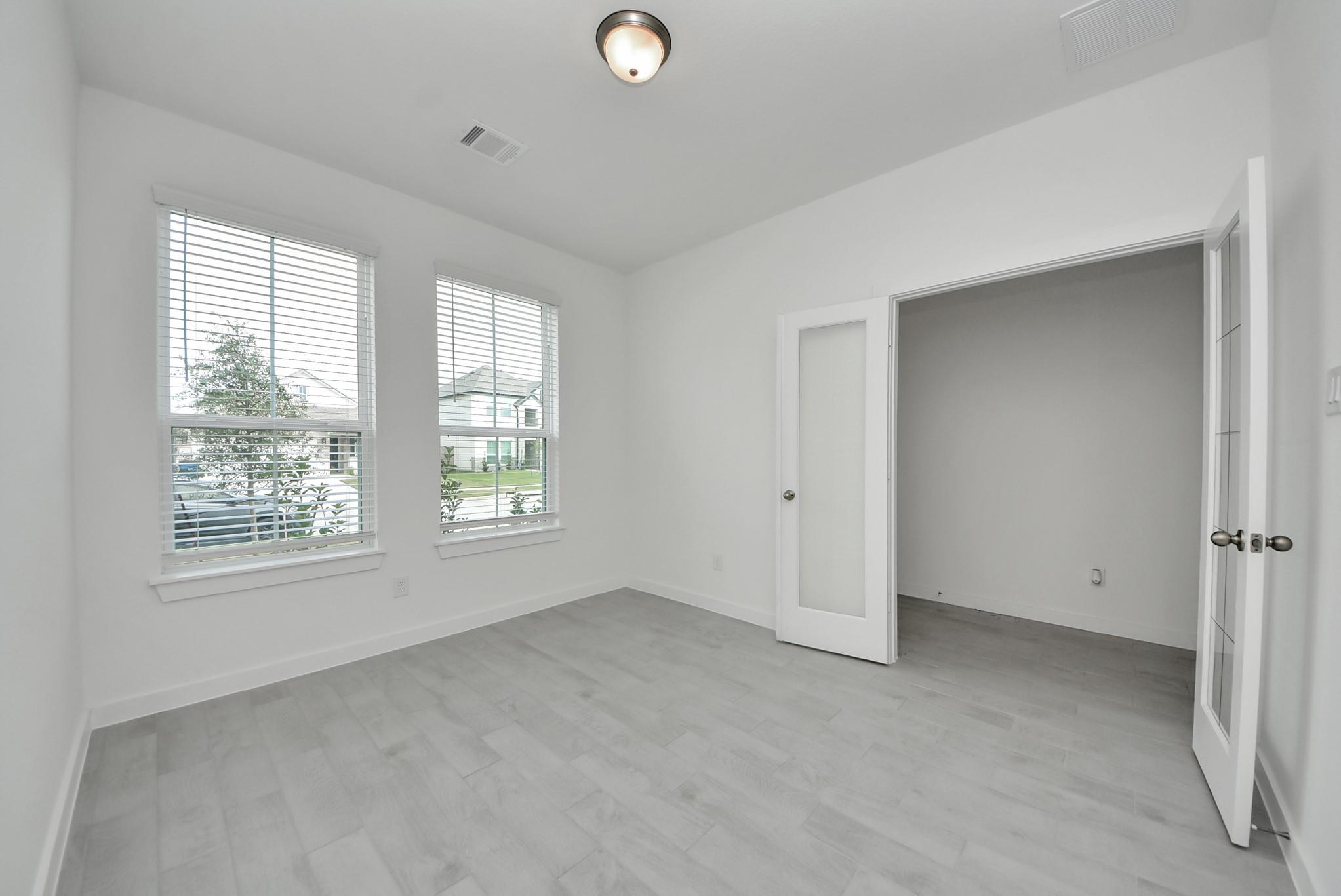 11115 Rose River Drive Property Photo 10